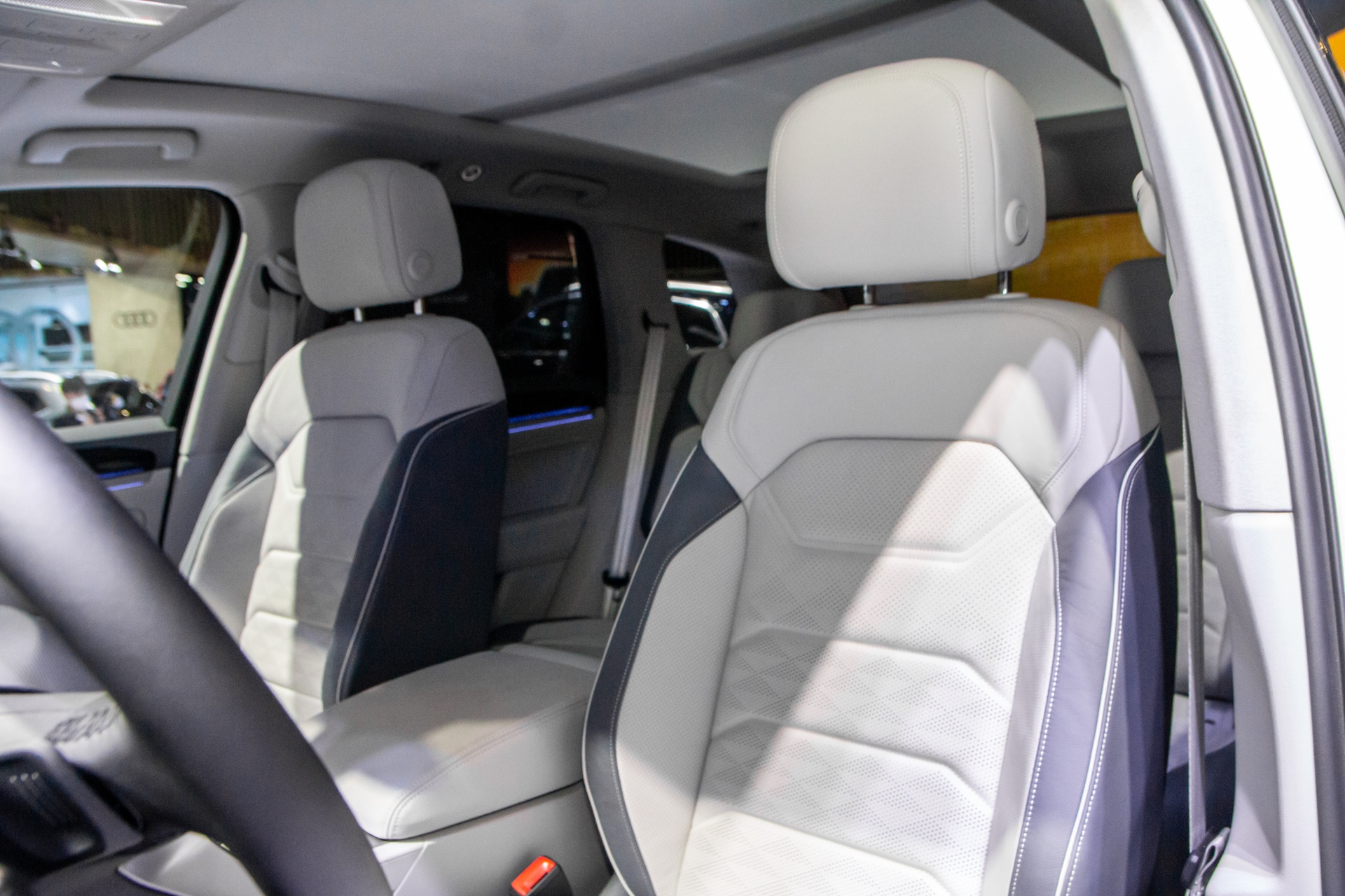 Volkswagen Touareg anh 11