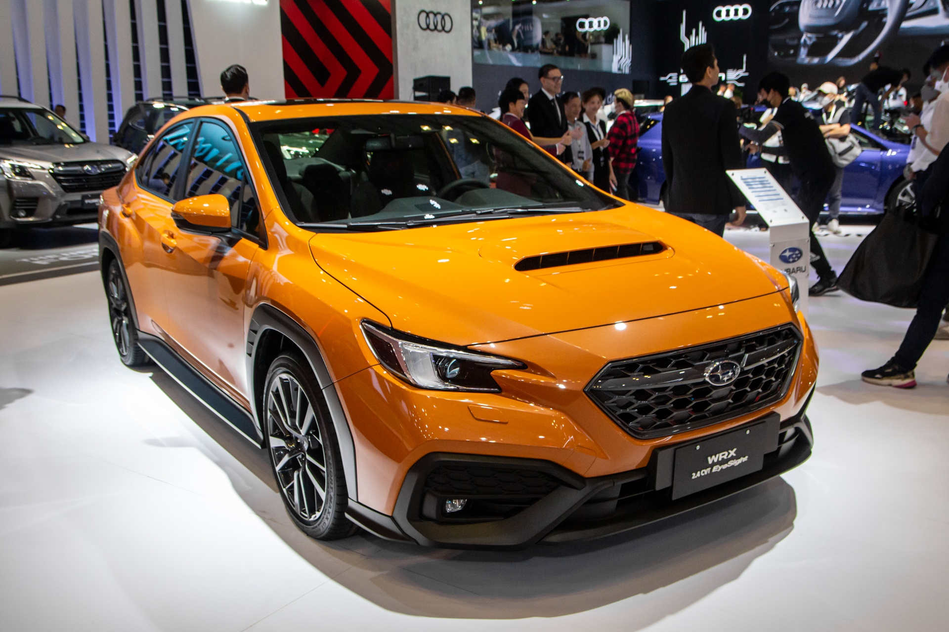 Can canh Subaru WRX the he moi tai Vietnam Motor Show 2022 hinh anh