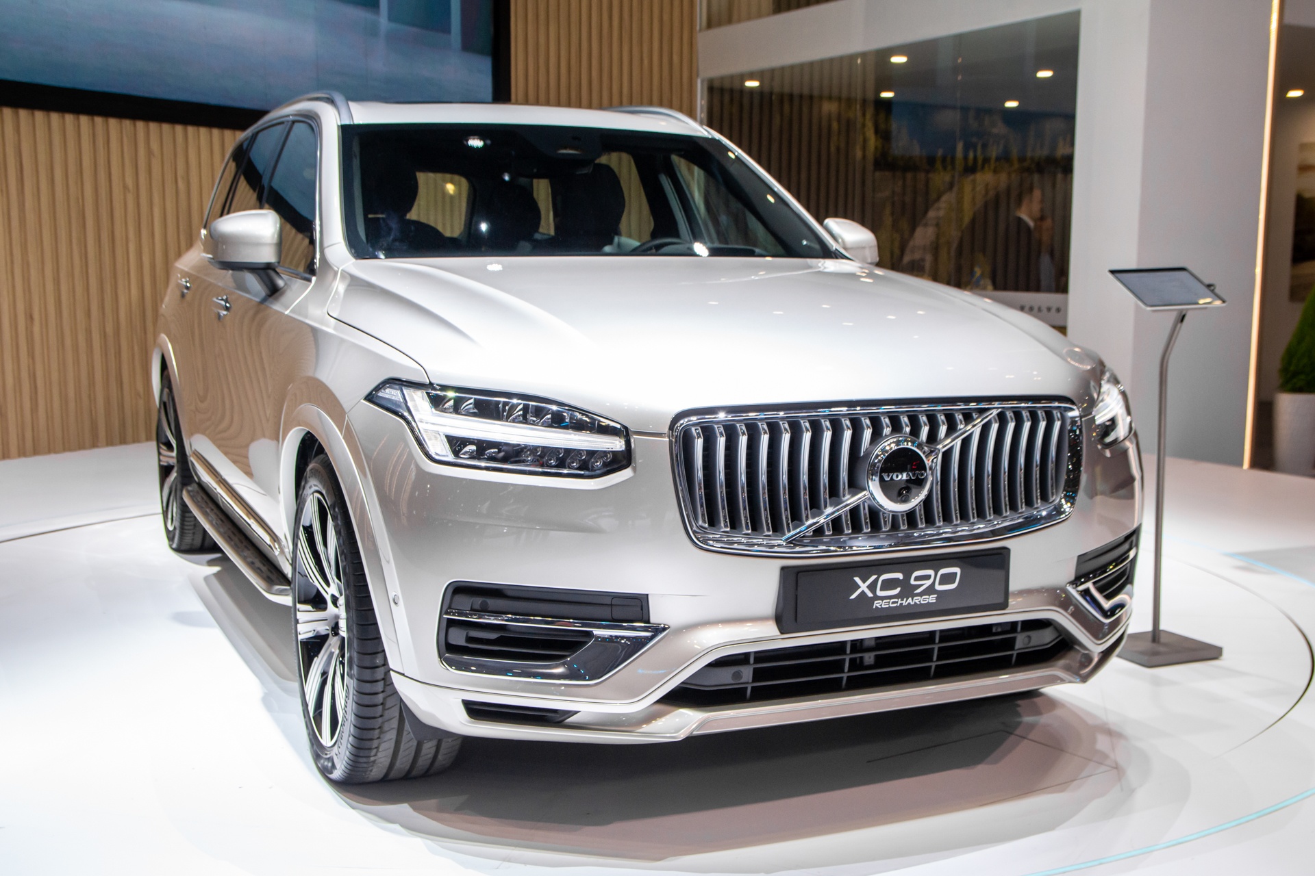 Chi tiet Volvo XC90 Recharge Ultimate gia 4,65 ty dong tai Viet Nam hinh anh