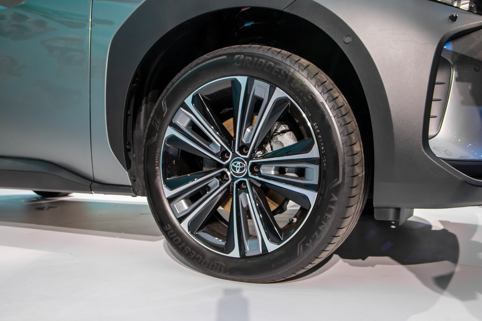 Chi tiet Toyota bZ4X anh 5