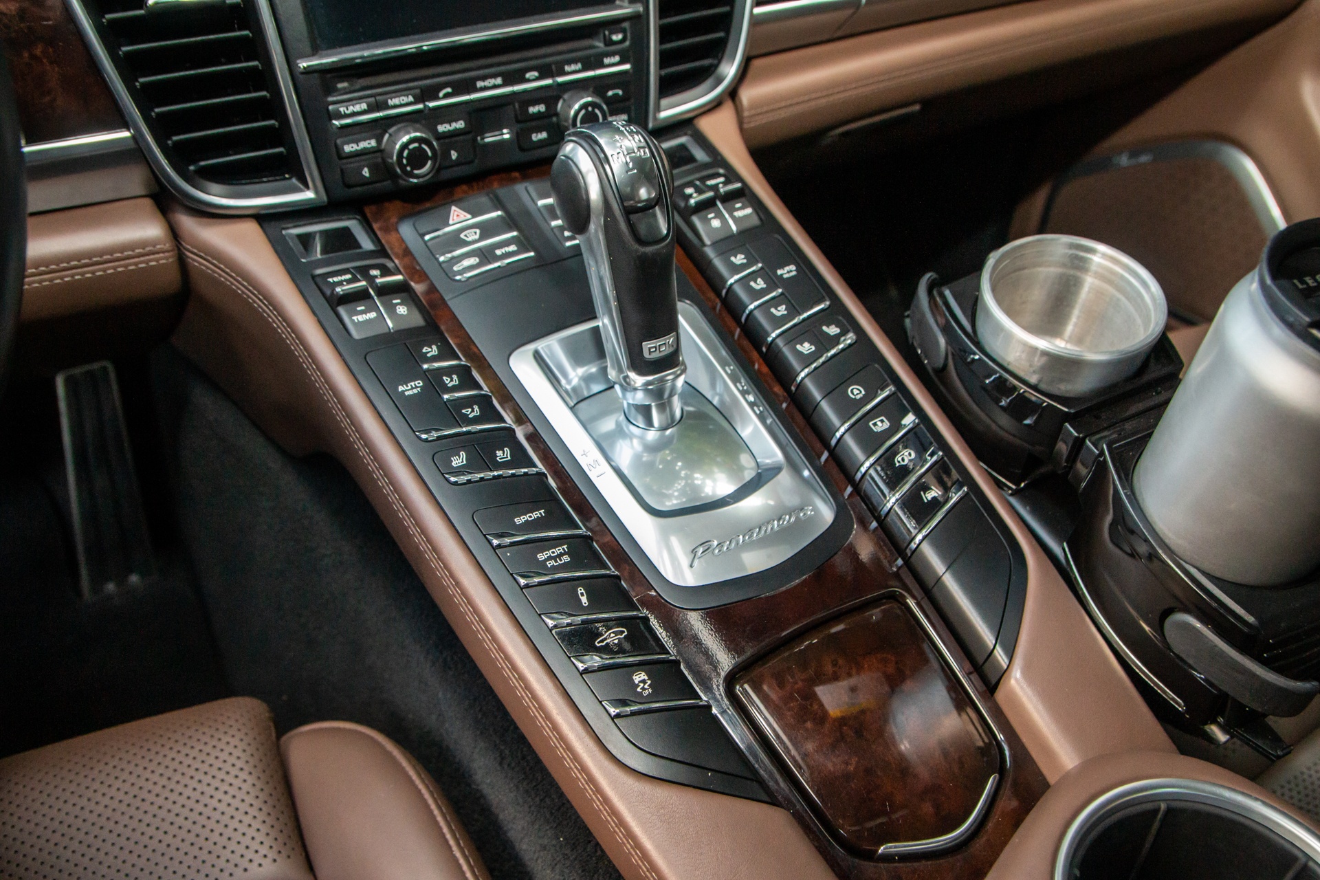 Porsche Panamera Turbo S Executive anh 11