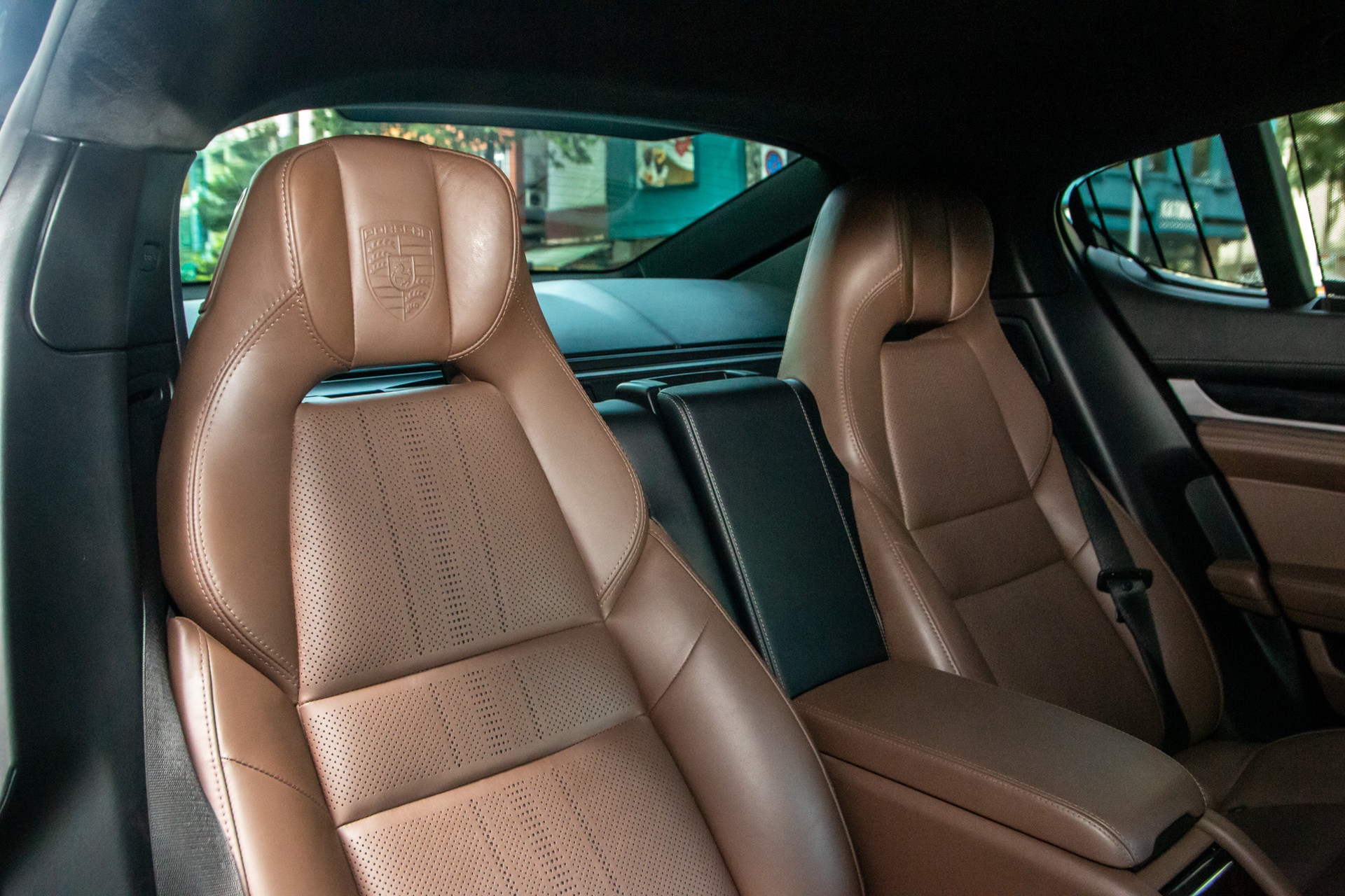 Porsche Panamera Turbo S Executive anh 12