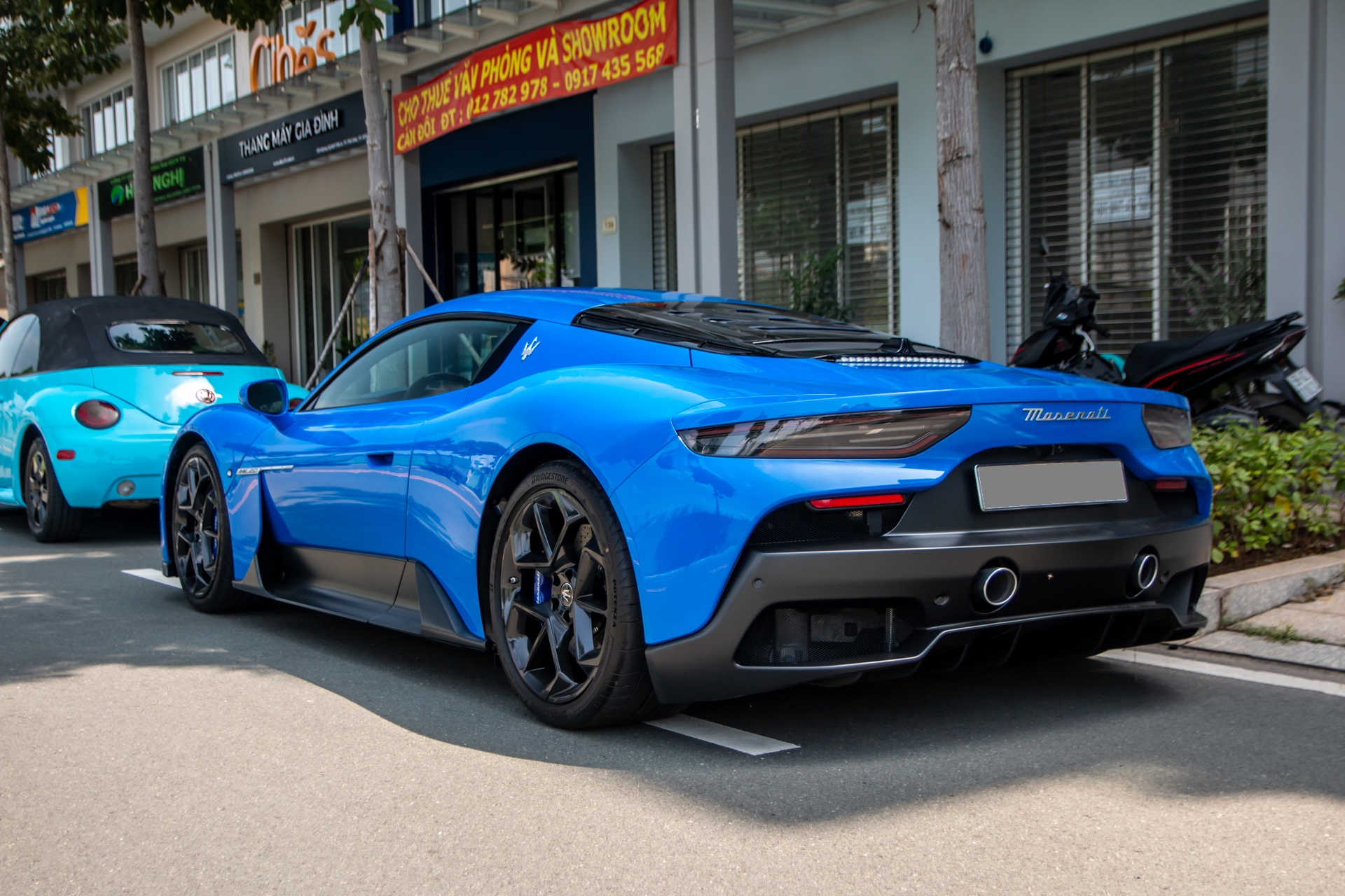 Maserati MC20 anh 13