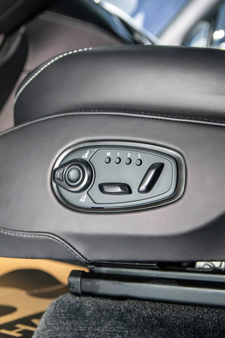 Aston Martin DBX707 anh 19