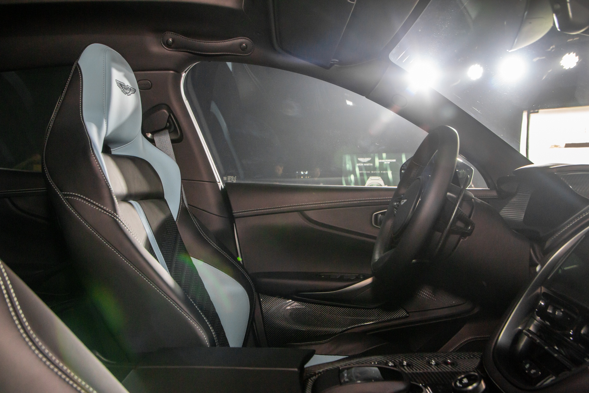 Aston Martin DBX707 anh 20