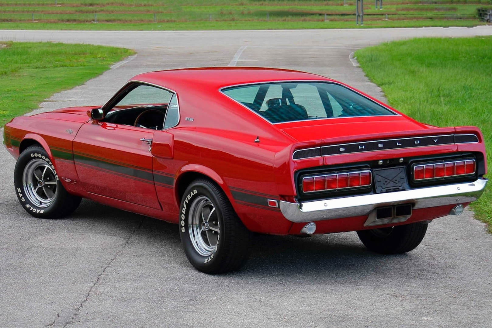 Ford Mustang Shelby GT500 anh 4