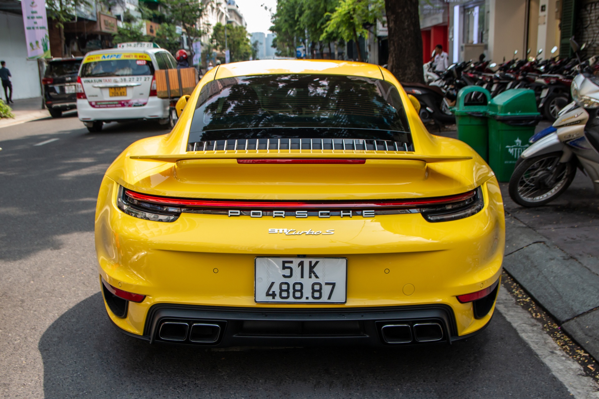 Porsche 911 Turbo S anh 6