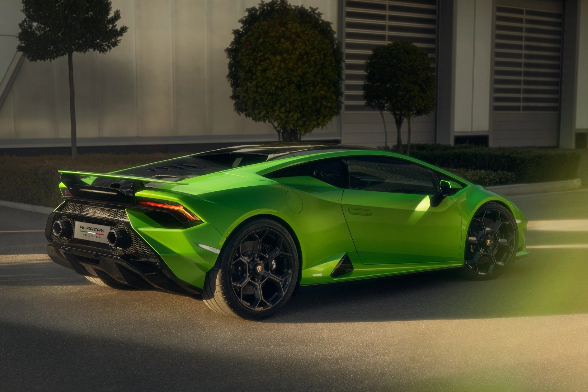 Lamborghini Huracan anh 28