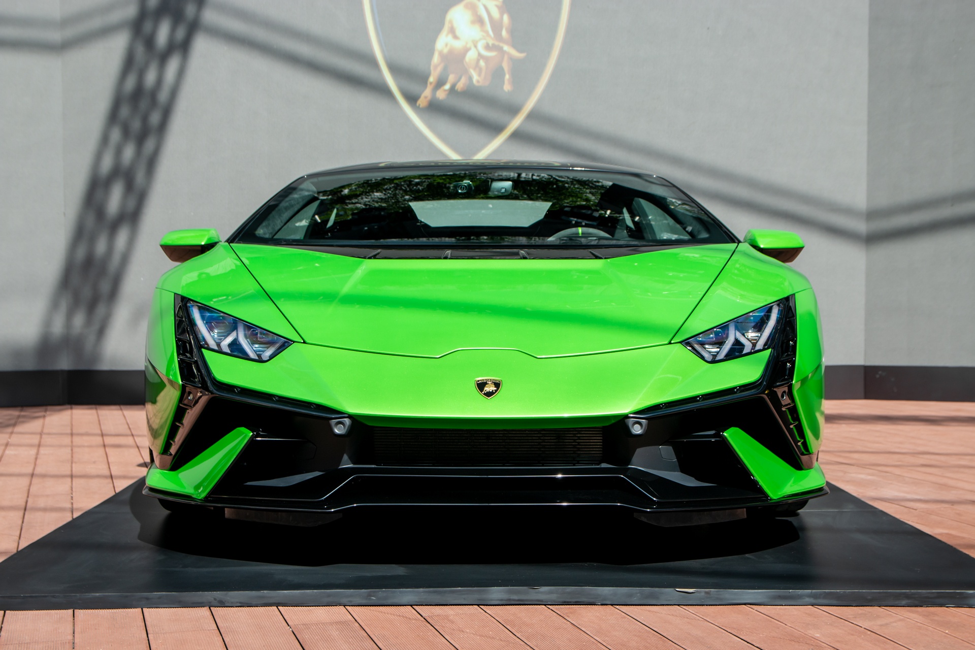 Lamborghini Huracan Tecnica ảnh 1 Lamborghini Huracan Tecnica anh 1