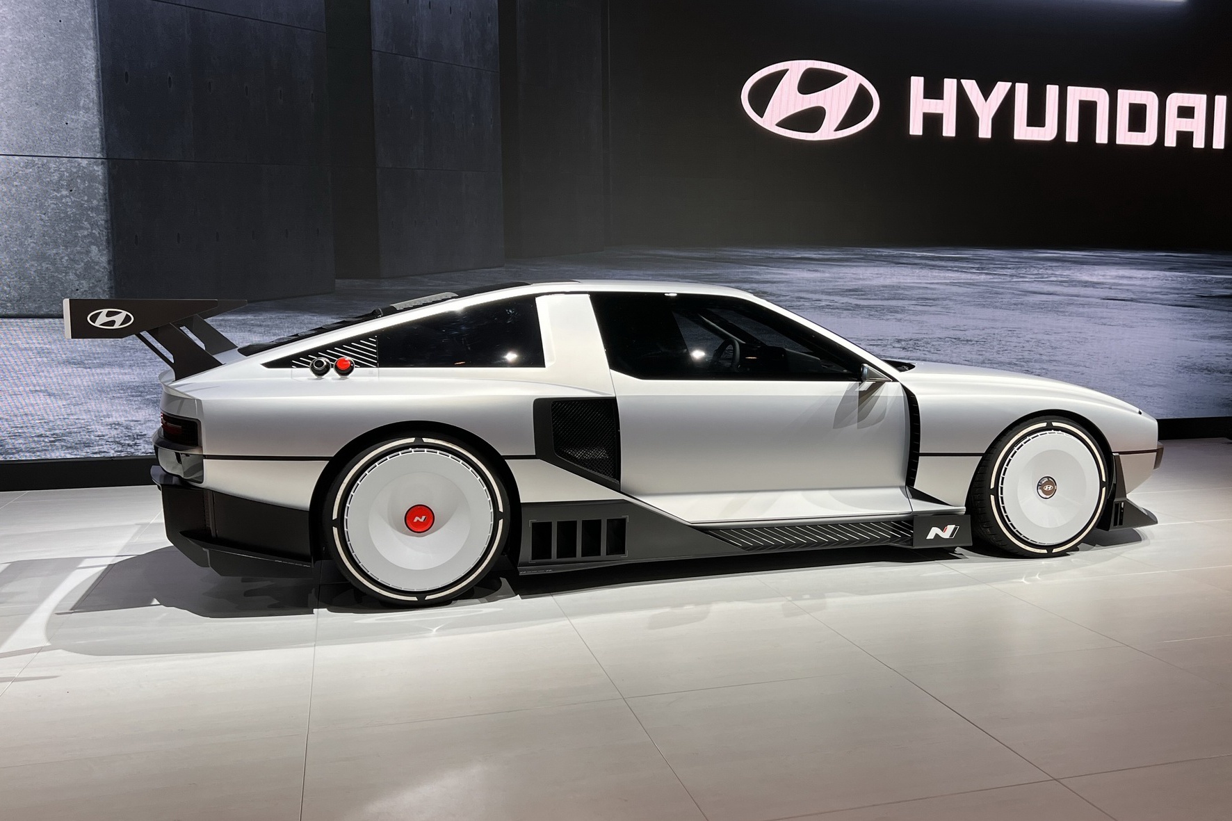 Hyundai N Vision 74 Concept anh 2