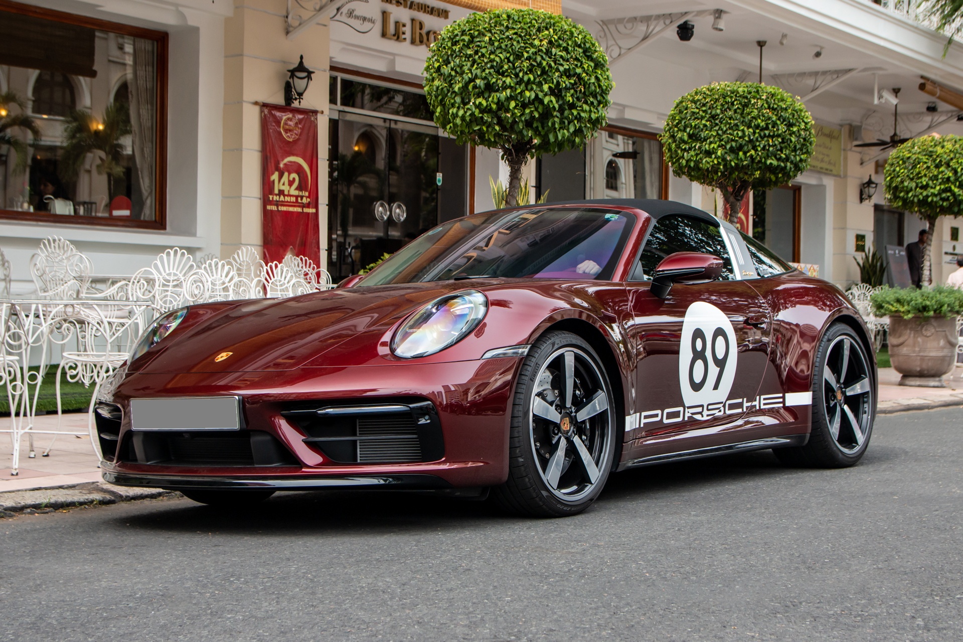 Porsche 911 Targa 4S anh 1