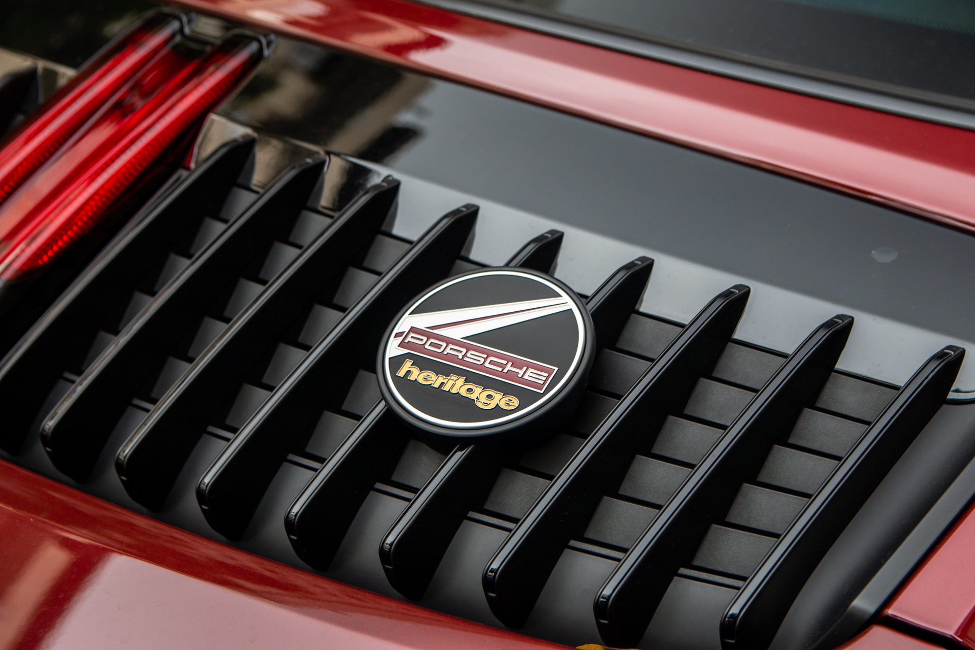 Porsche 911 Targa 4S anh 7