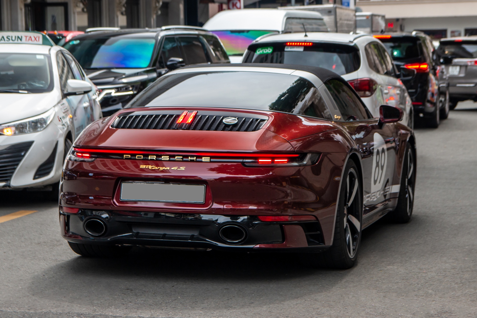 Porsche 911 Targa 4S anh 3