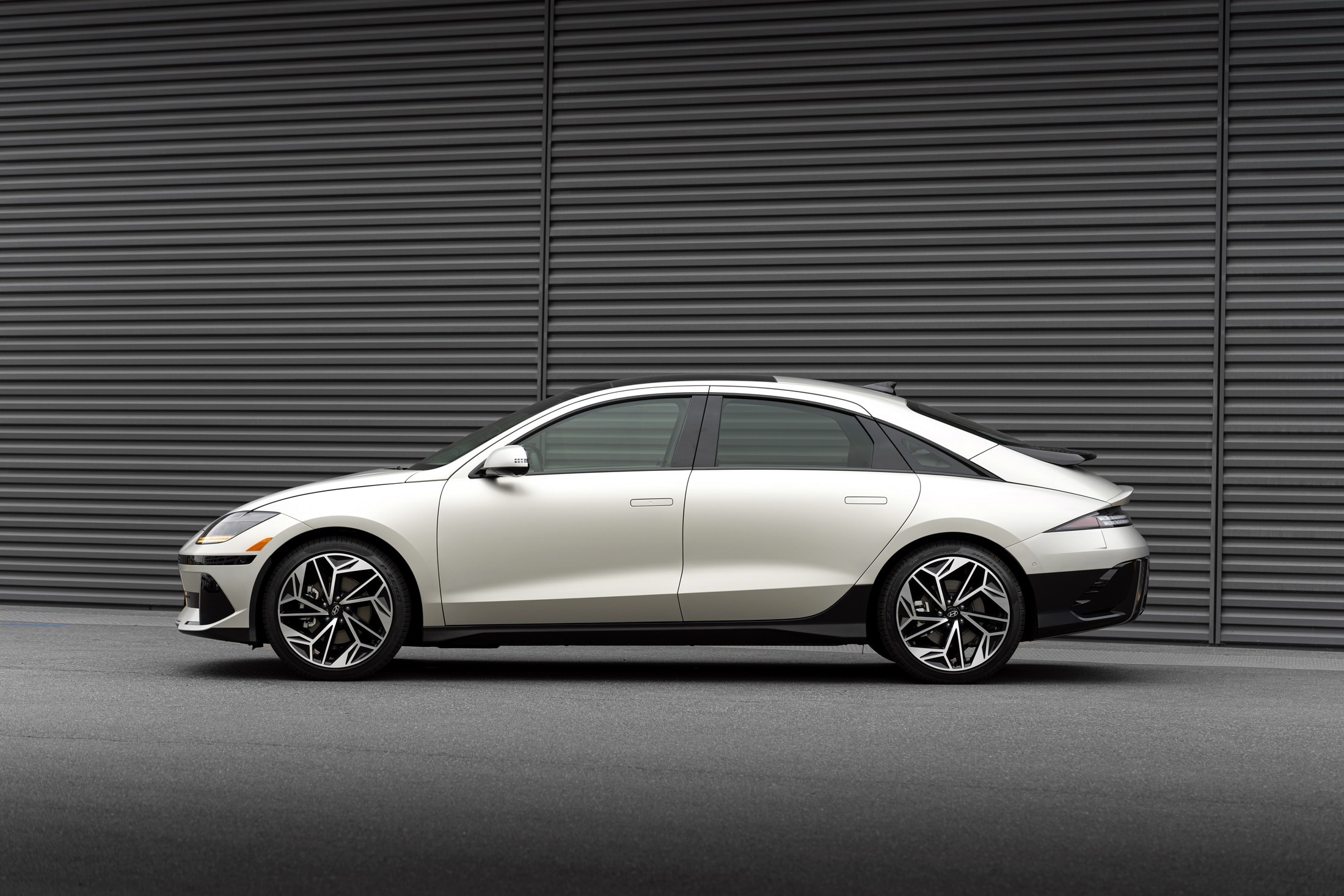 Hyundai Ioniq 6 ảnh 4 Hyundai Ioniq 6 anh 4