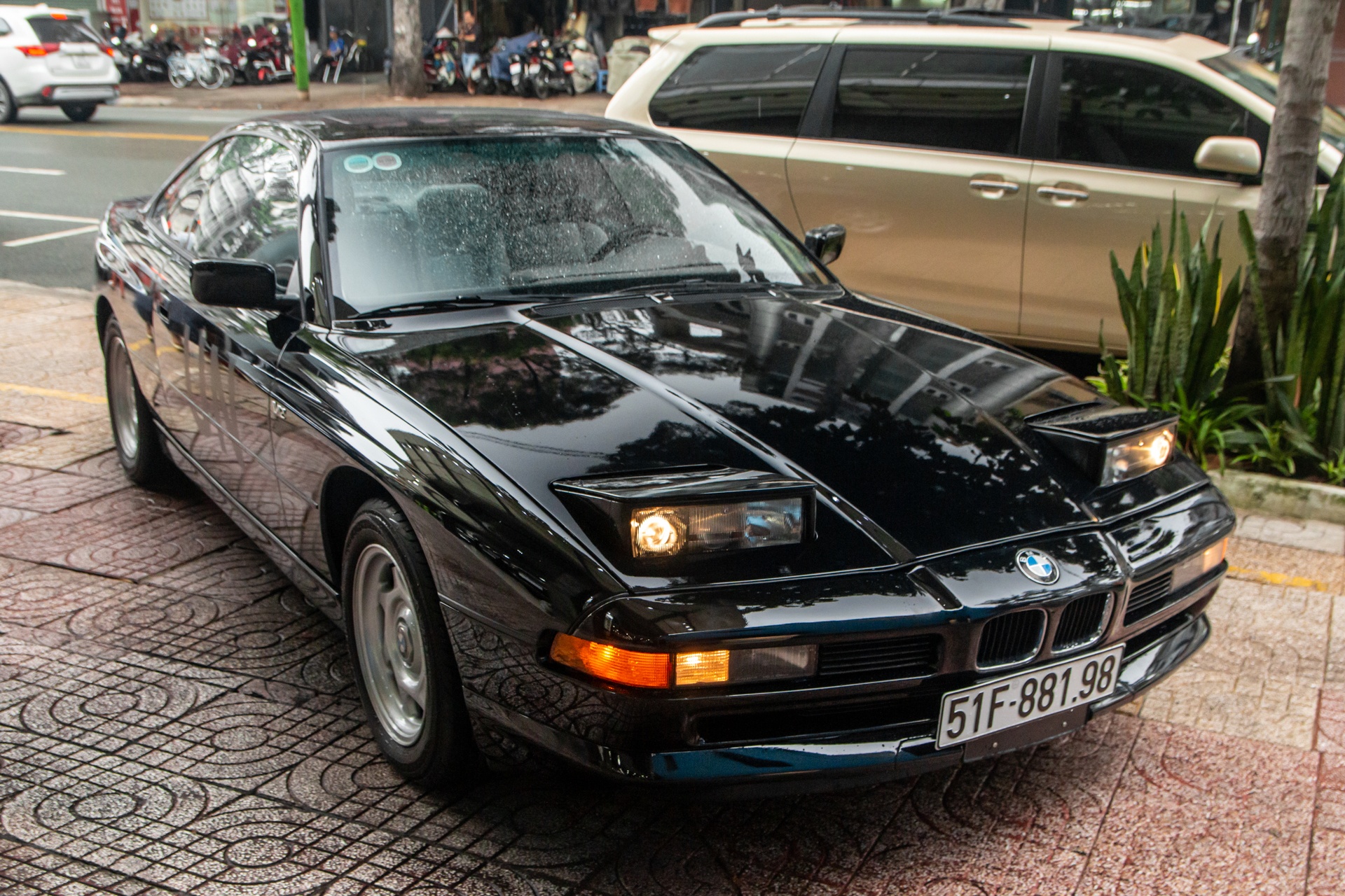 BMW 850i E31 doi 1990 anh 2