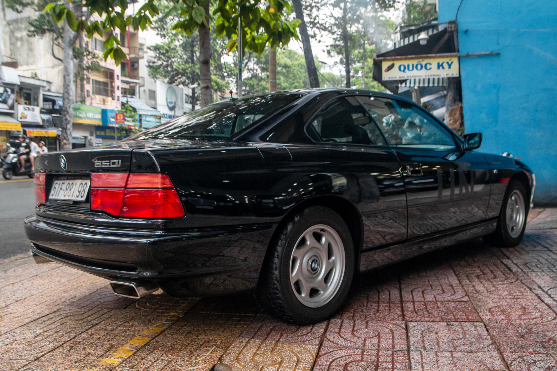 BMW 850i E31 doi 1990 anh 4