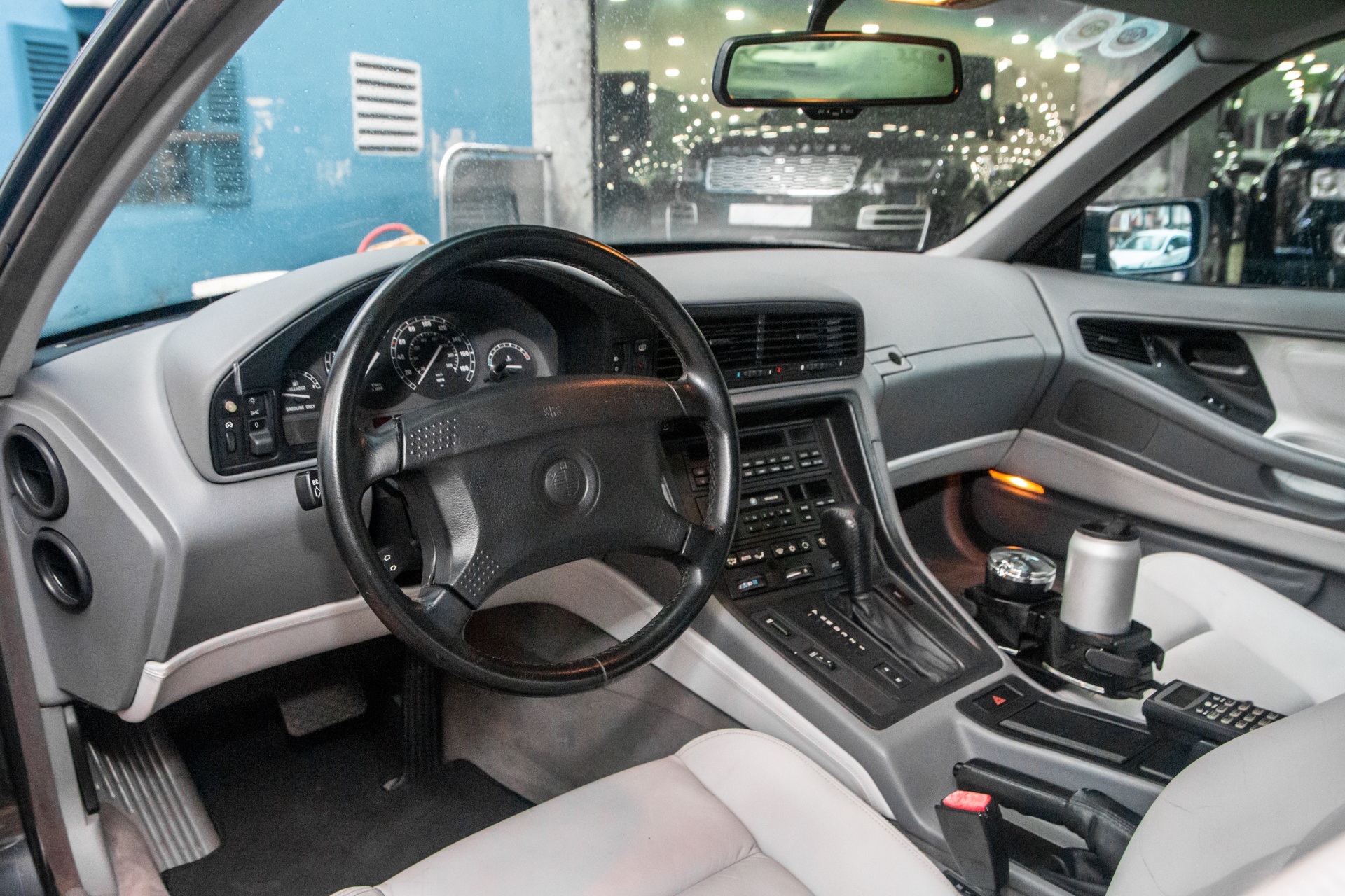 BMW 850i E31 doi 1990 anh 9