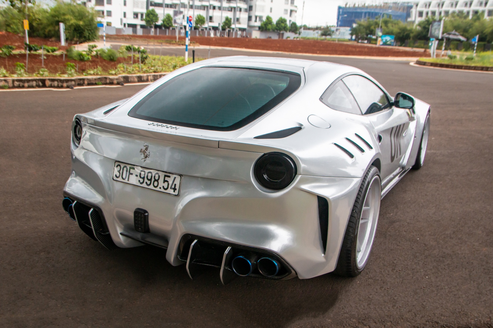 Ferrari F12 Berlinetta anh 7