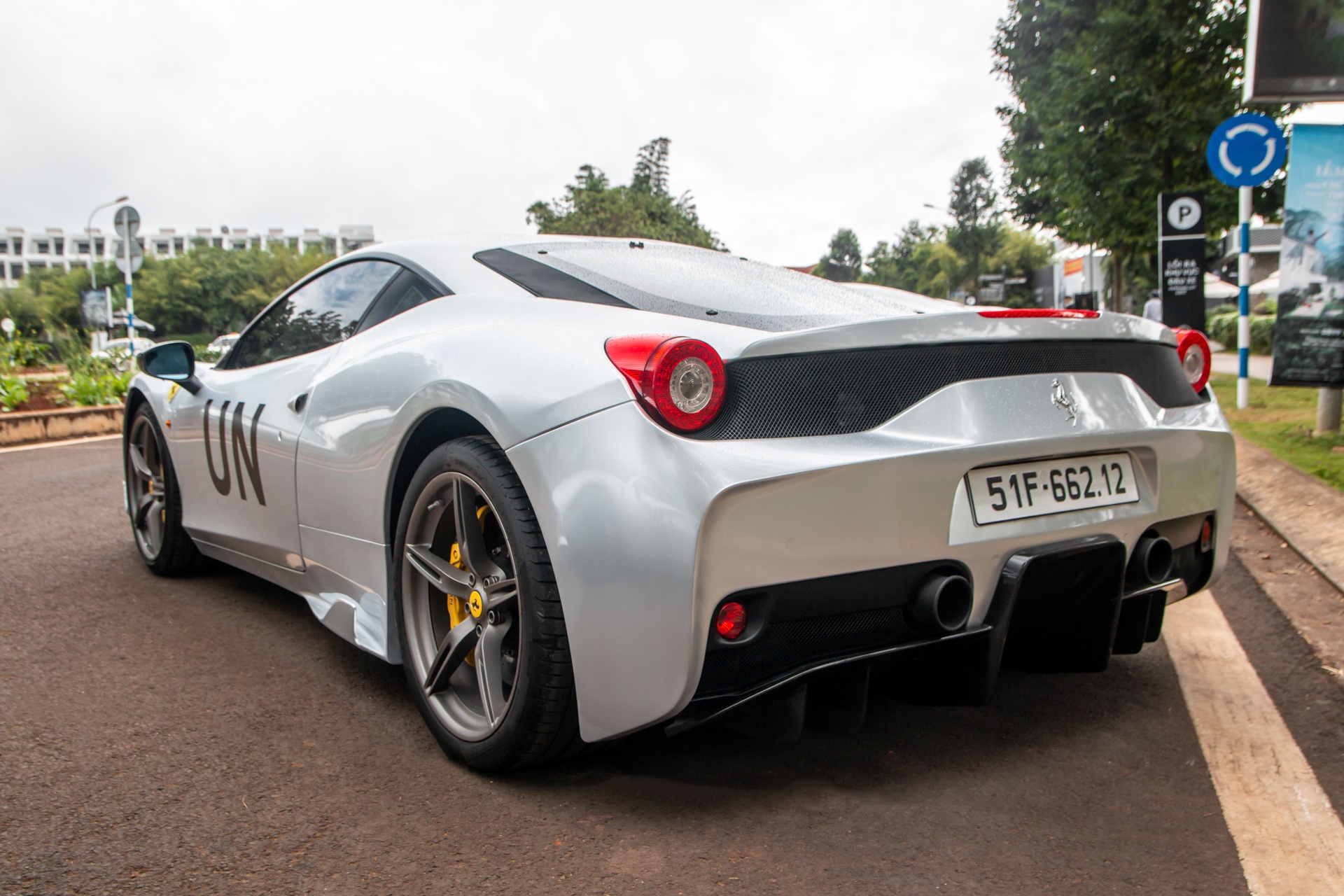 Ferrari 458 Speciale anh 4