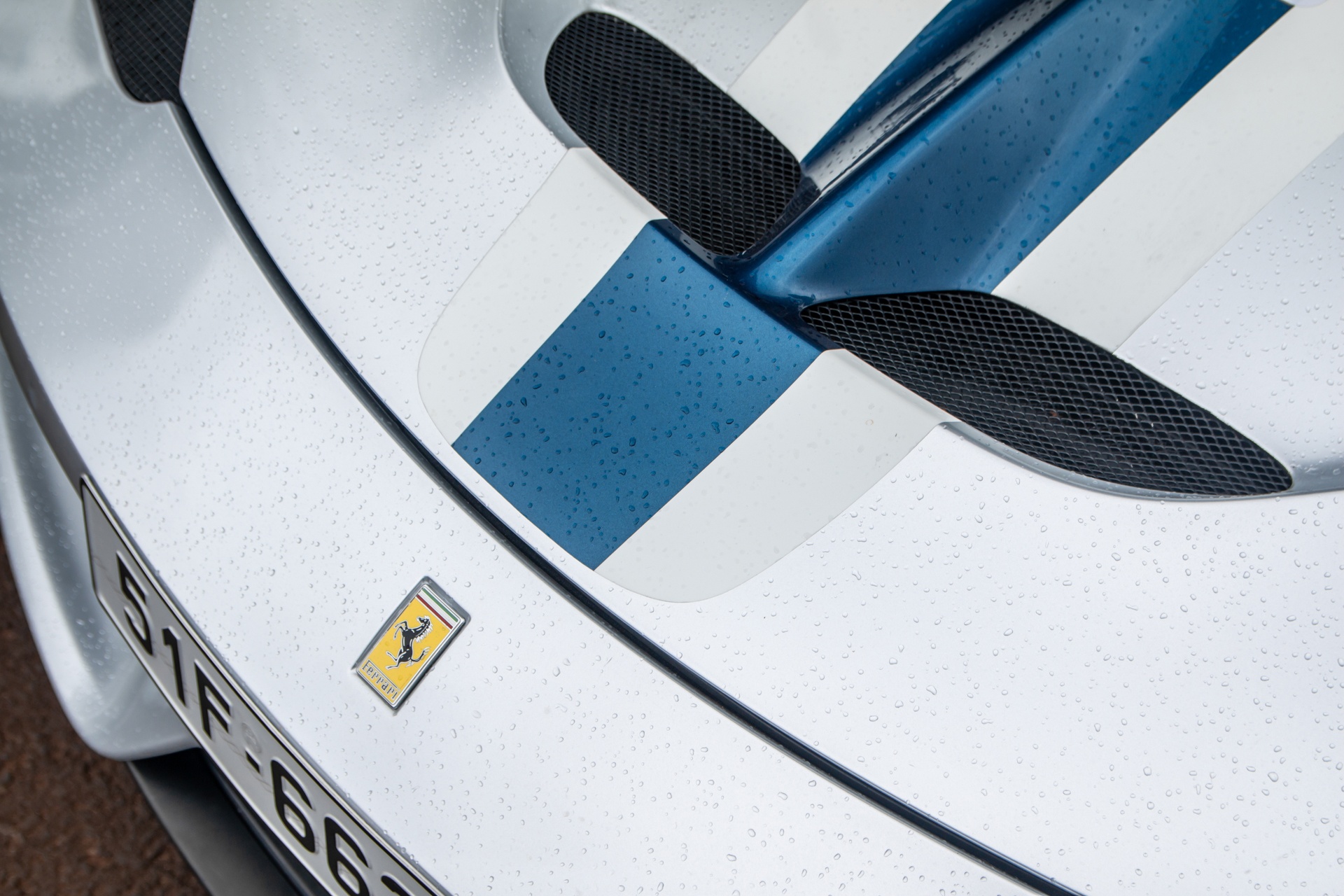 Ferrari 458 Speciale anh 2