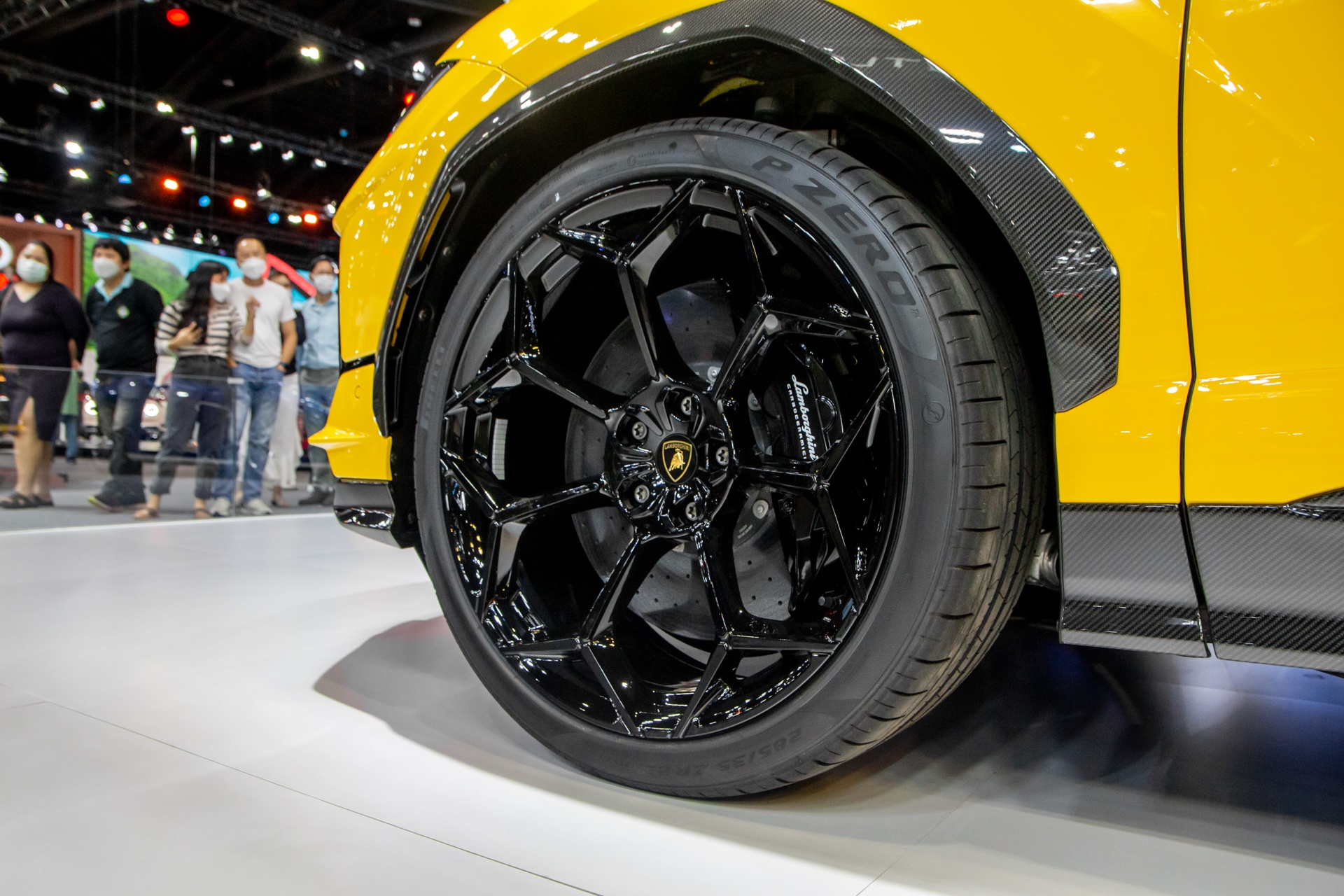 Lamborghini Urus Performante anh 6