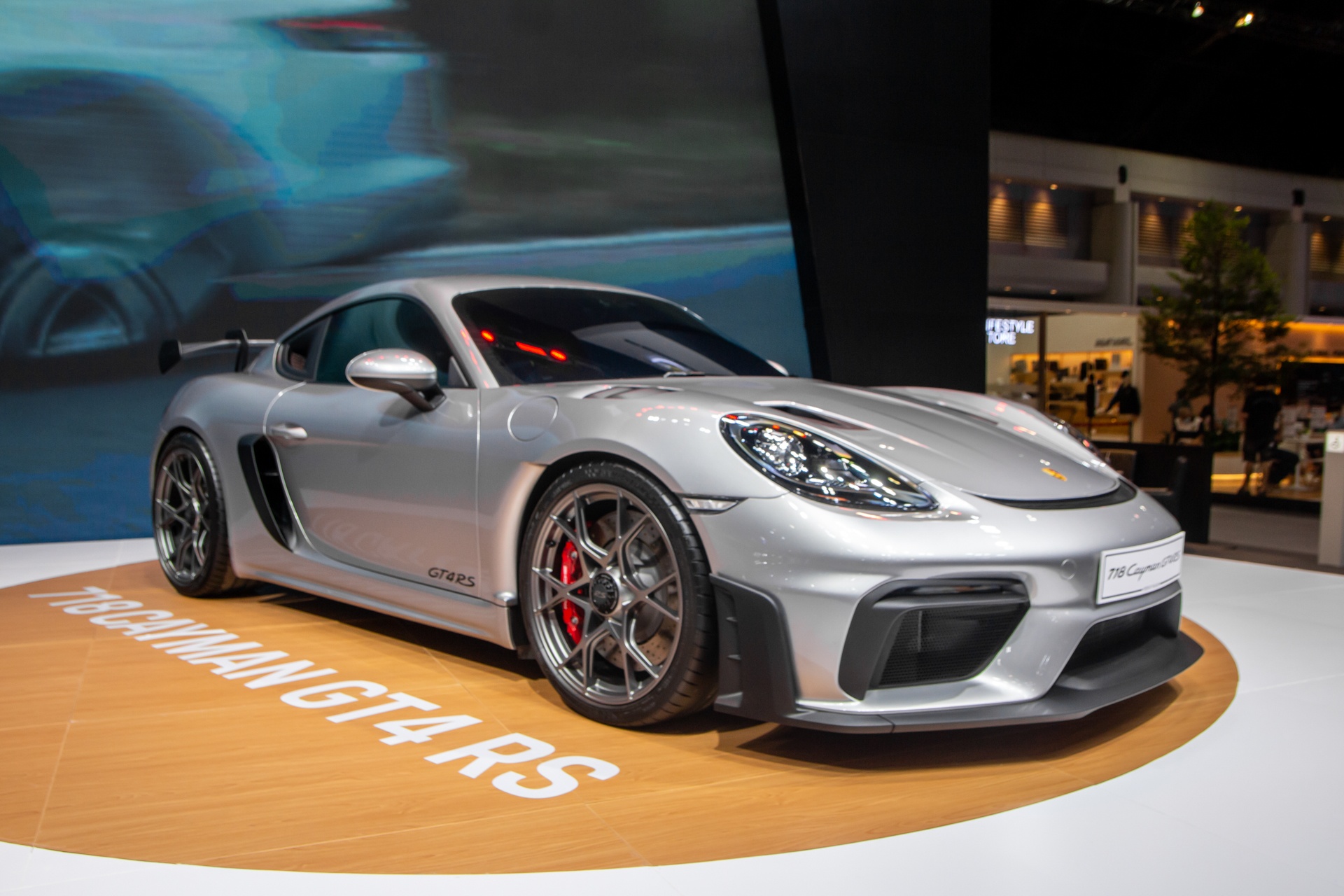 Chi tiet Porsche 718 Cayman GT4 RS tai Bangkok Motor Expo 2022 hinh anh