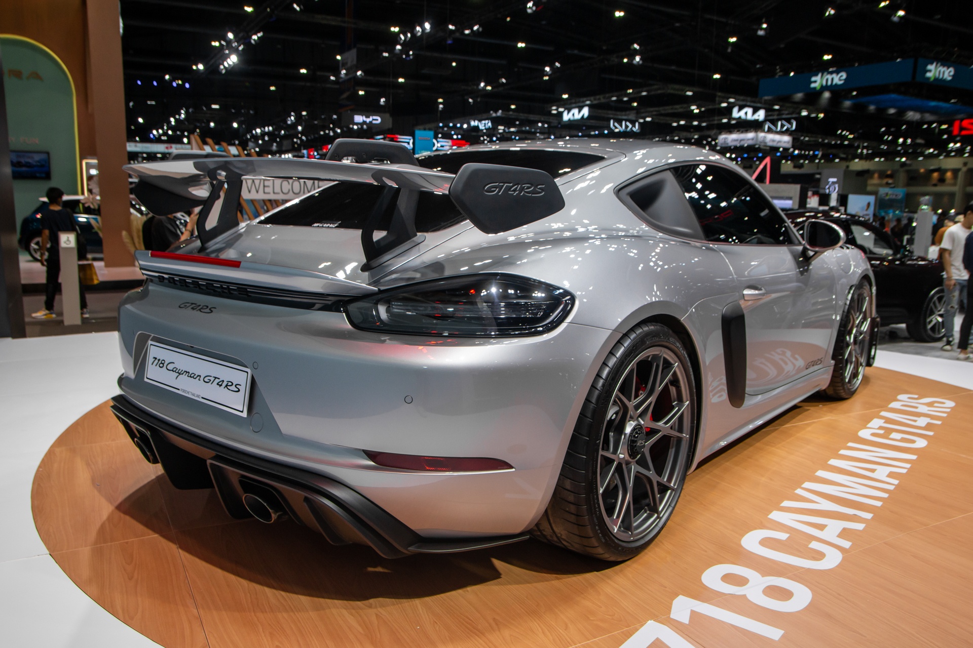 Porsche 718 Cayman GT4 RS ảnh 3 Porsche 718 Cayman GT4 RS anh 3