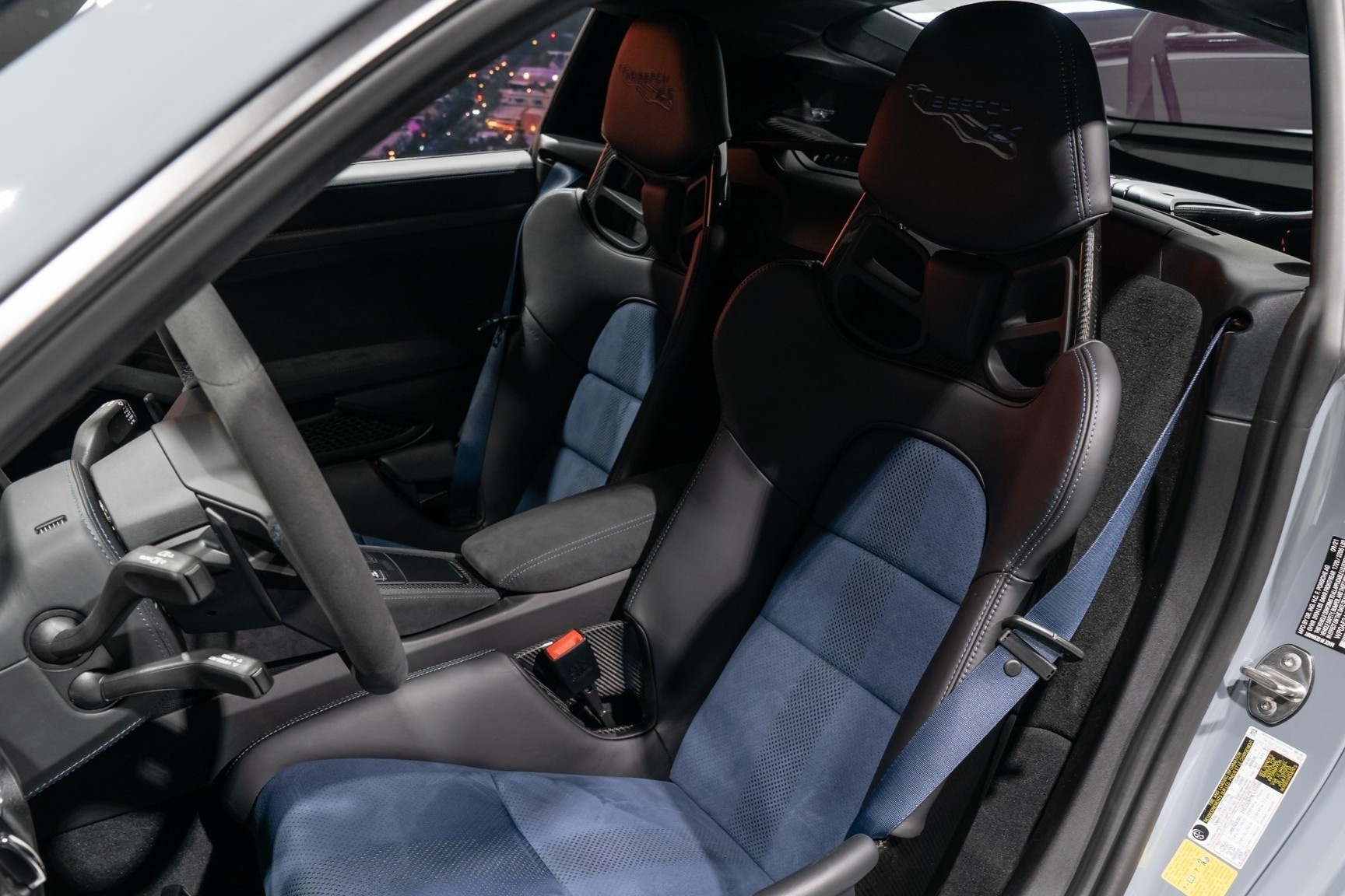 Porsche 718 Cayman GT4 RS ảnh 9 Porsche 718 Cayman GT4 RS anh 9