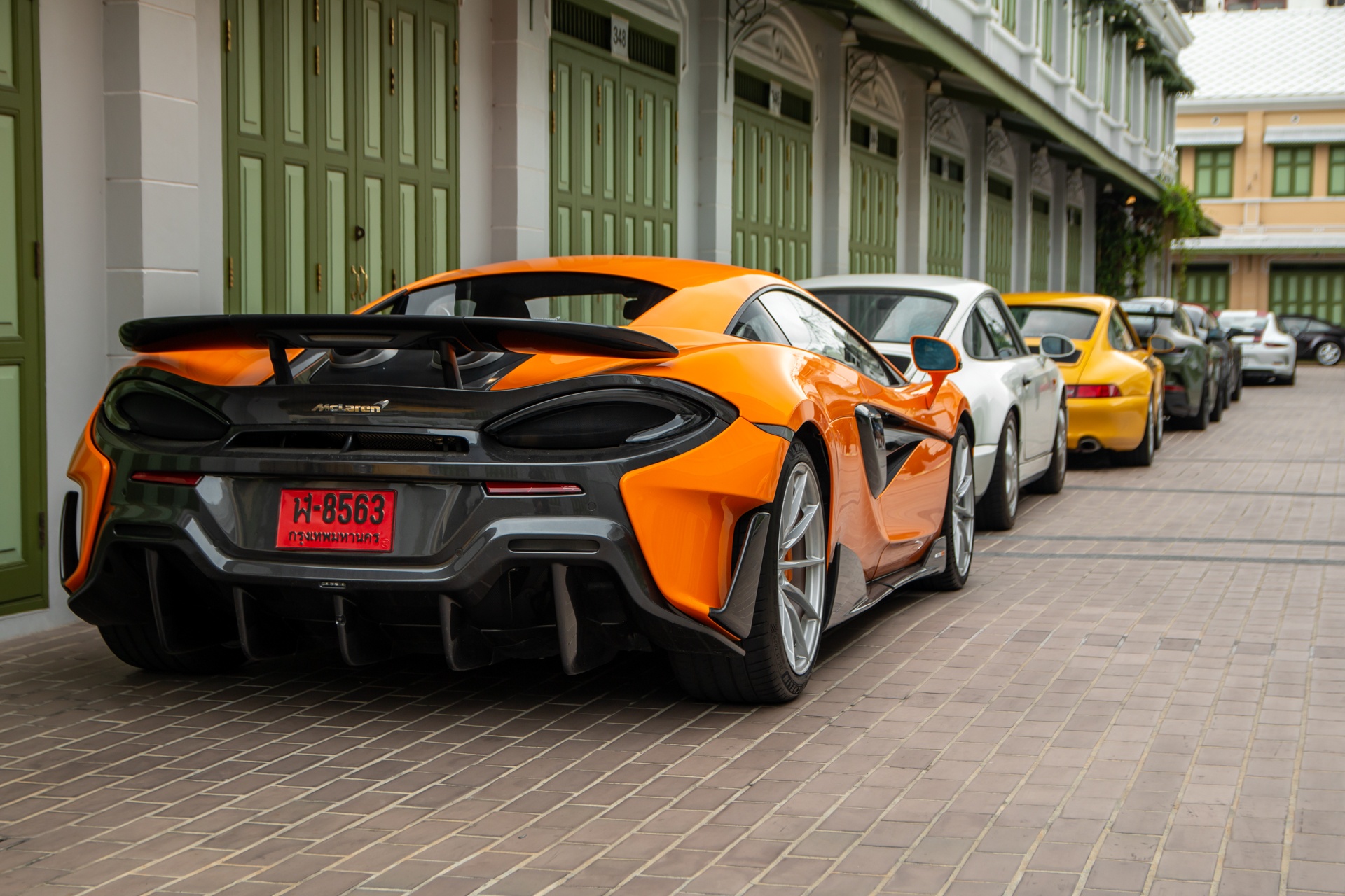 Nguoi Thai Lan choi sieu xe the nao? hinh anh