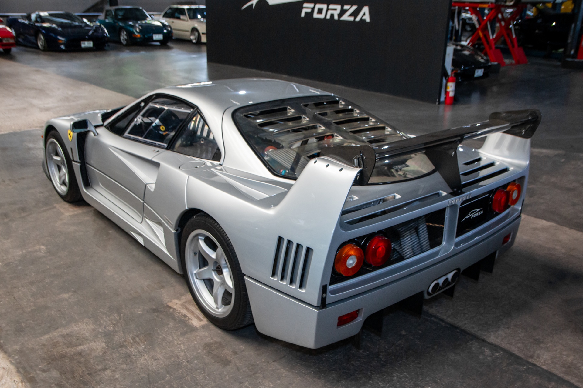 Ferrari F40 anh 5