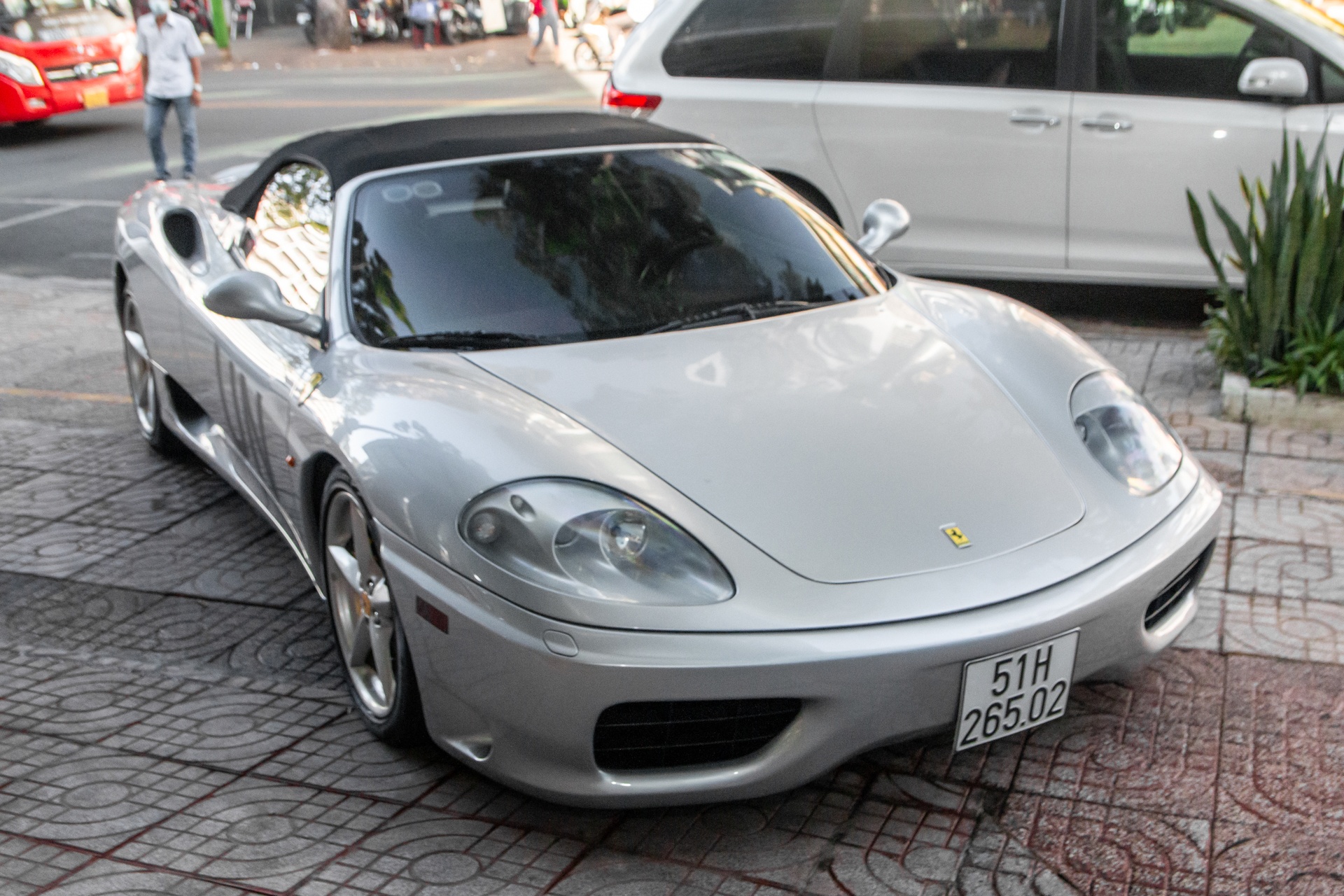 Ferrari 360 Spider anh 3