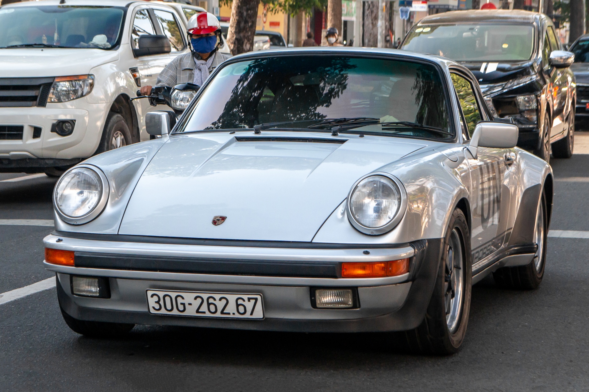 Porsche 930 Turbo hang hiem xuat hien tai TP.HCM hinh anh