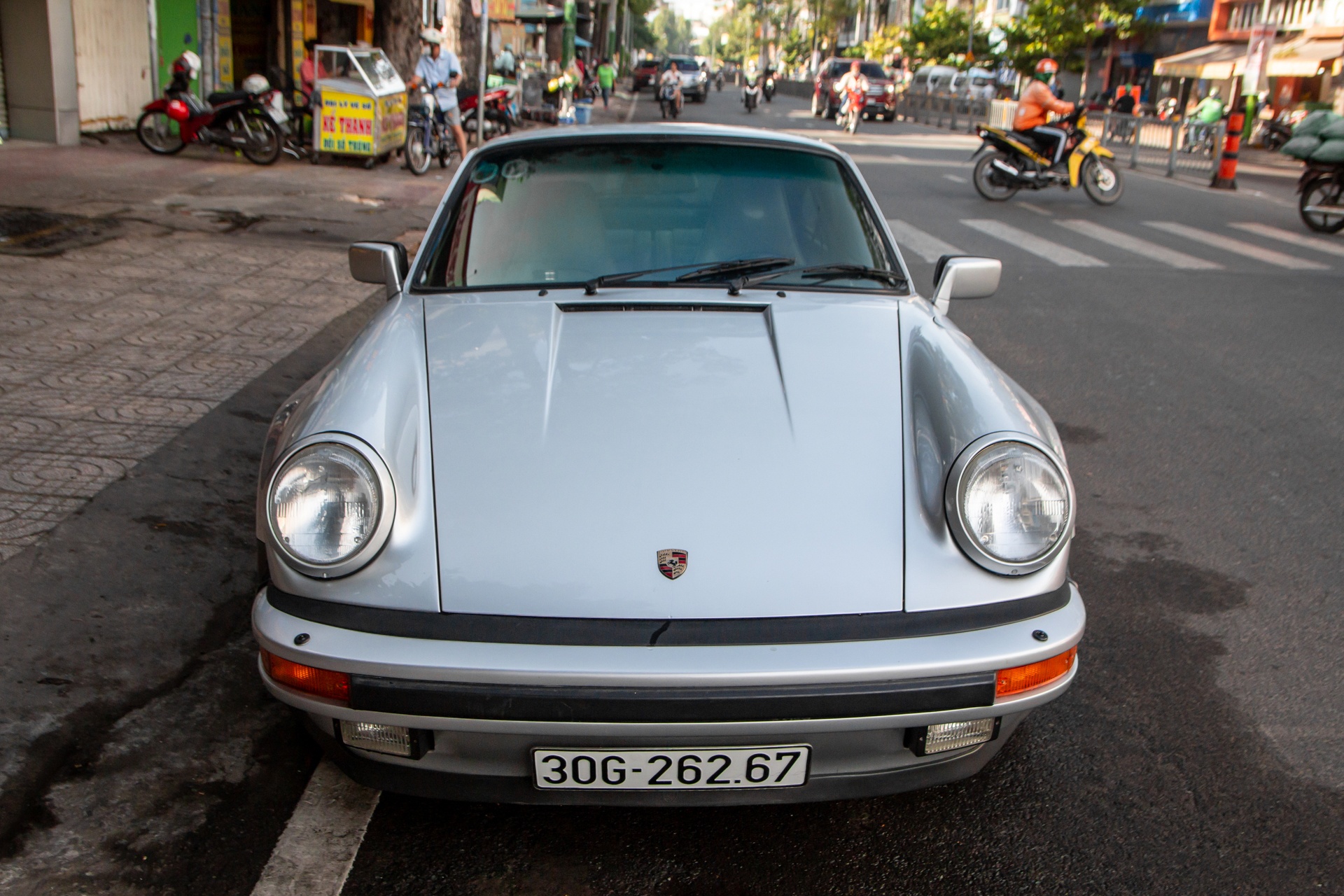 Porsche 930 Turbo anh 3