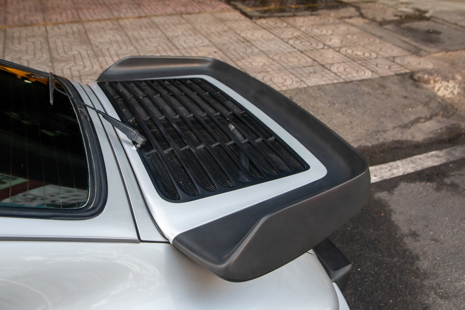 Porsche 930 Turbo anh 5