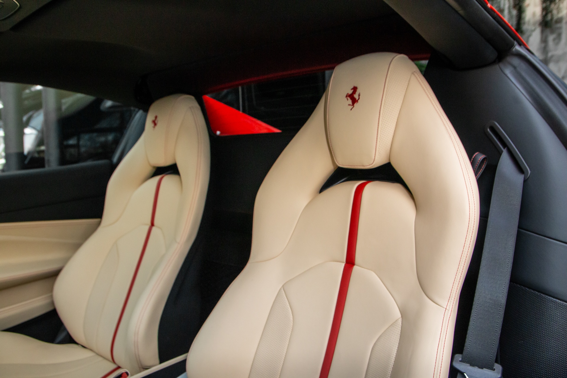 Ferrari F8 Spider ảnh 8 Ferrari F8 Spider anh 8