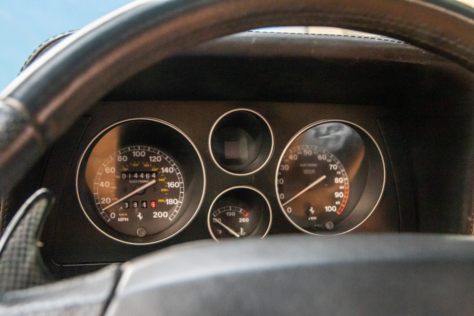 Ferrari 355 F1 Spider anh 10