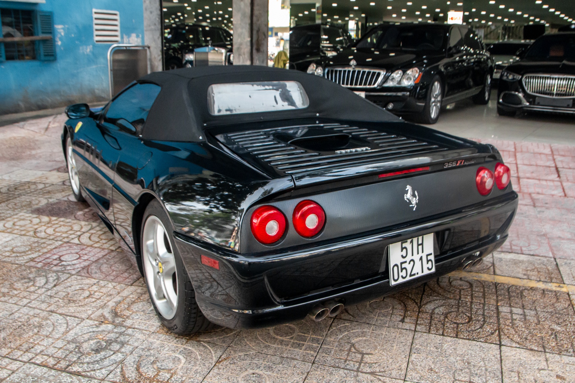 Ferrari 355 F1 Spider anh 8