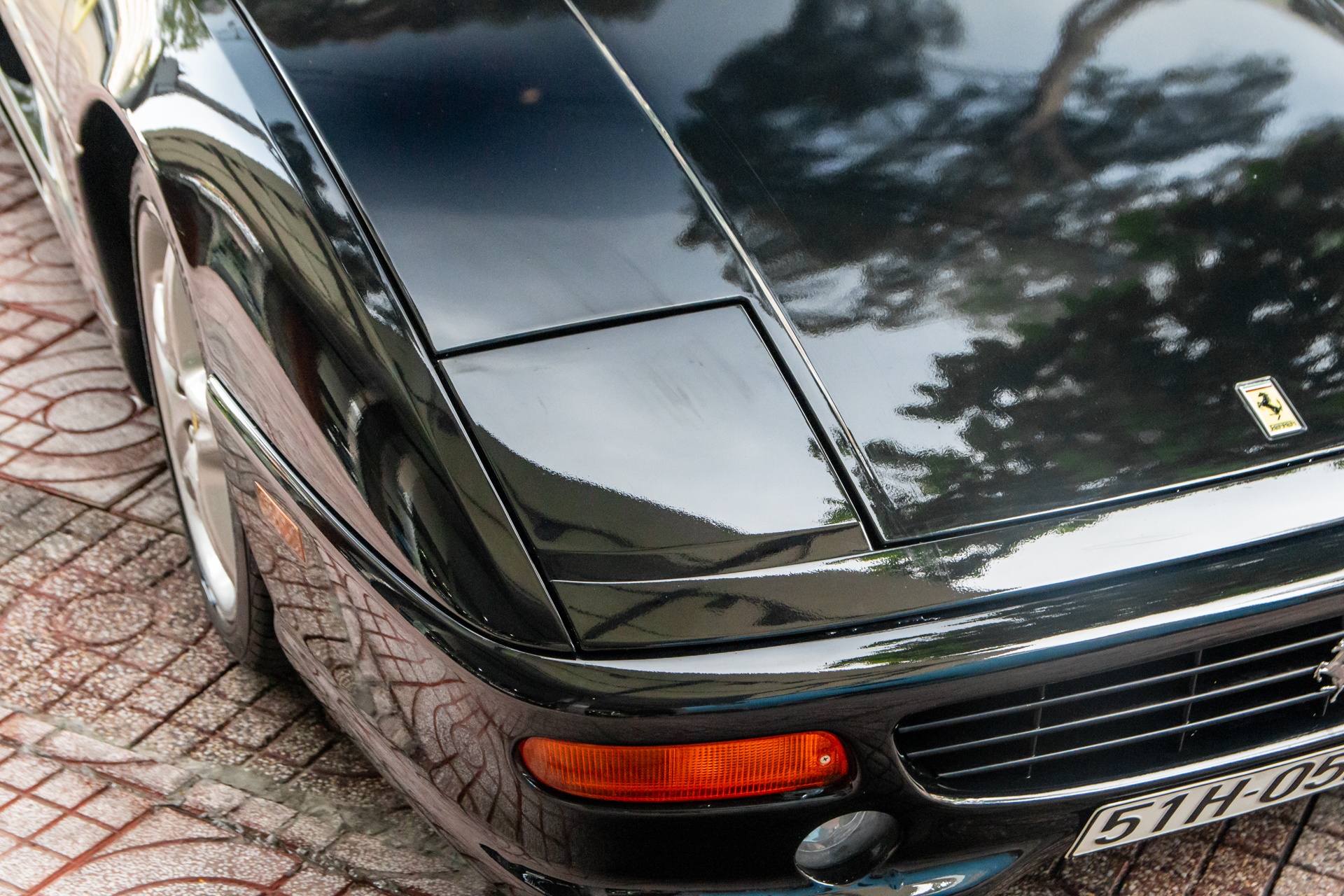 Ferrari 355 F1 Spider anh 5