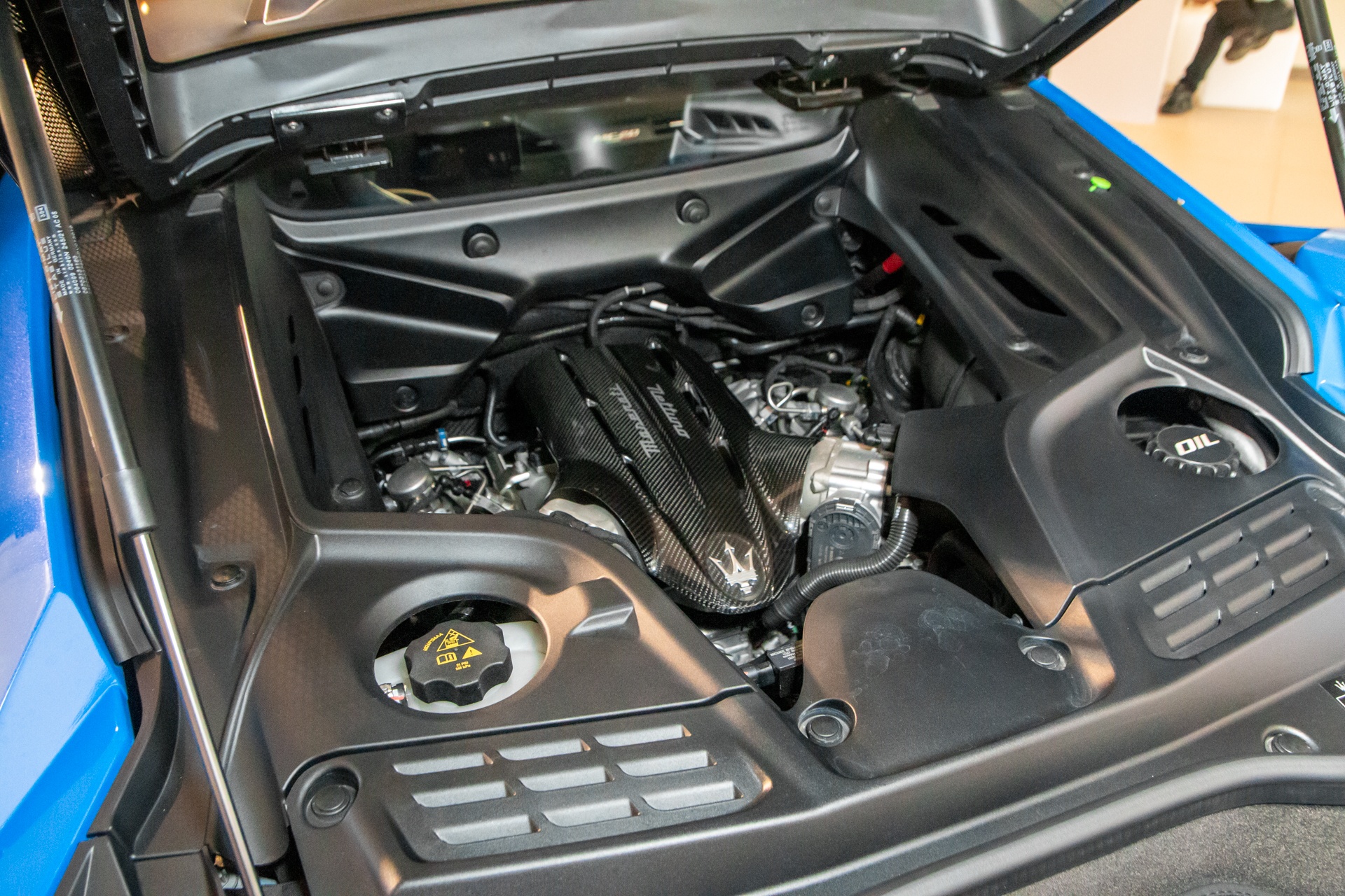 Maserati MC20 anh 19