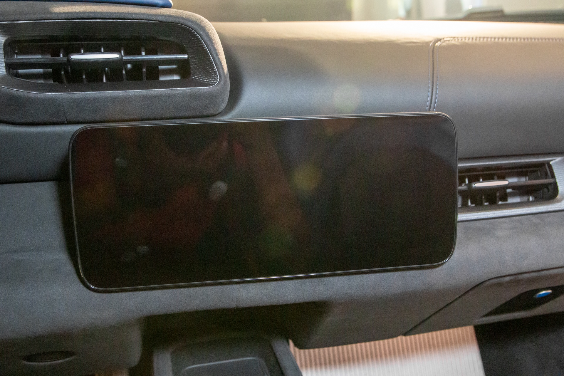 Maserati MC20 anh 13