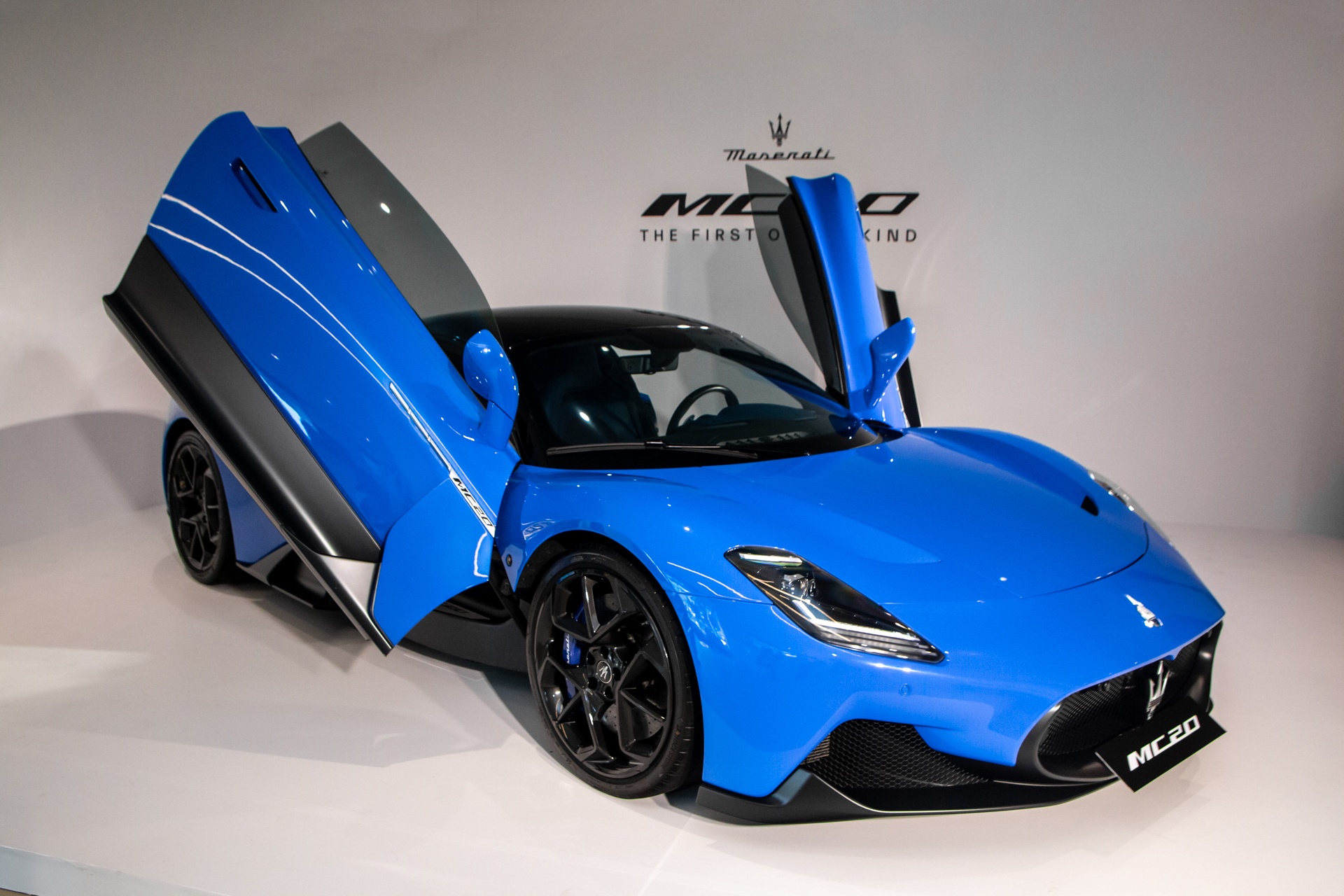 Maserati MC20 ban chinh hang tai Viet Nam voi gia tu 16 ty dong hinh anh