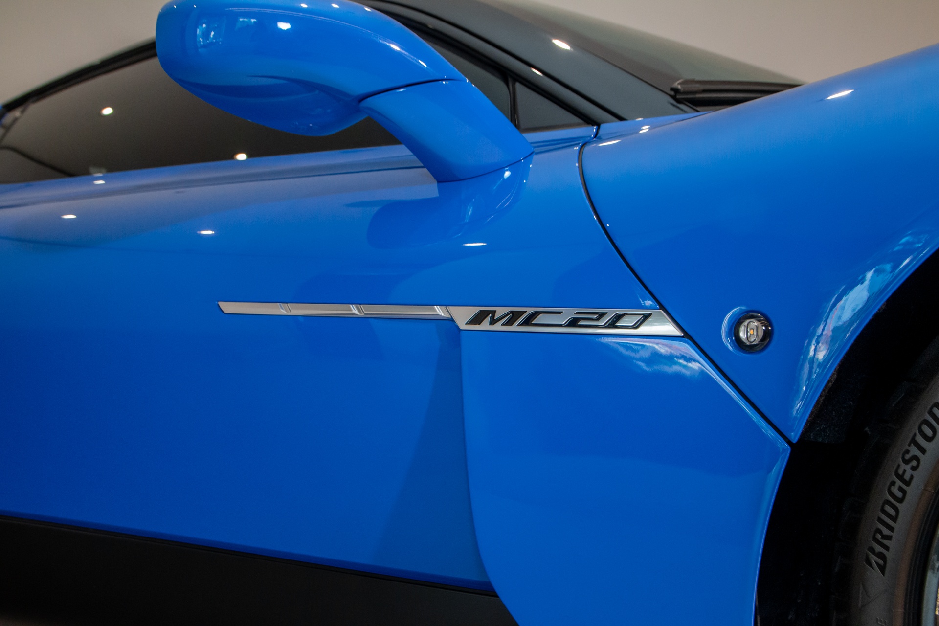 Maserati MC20 anh 20