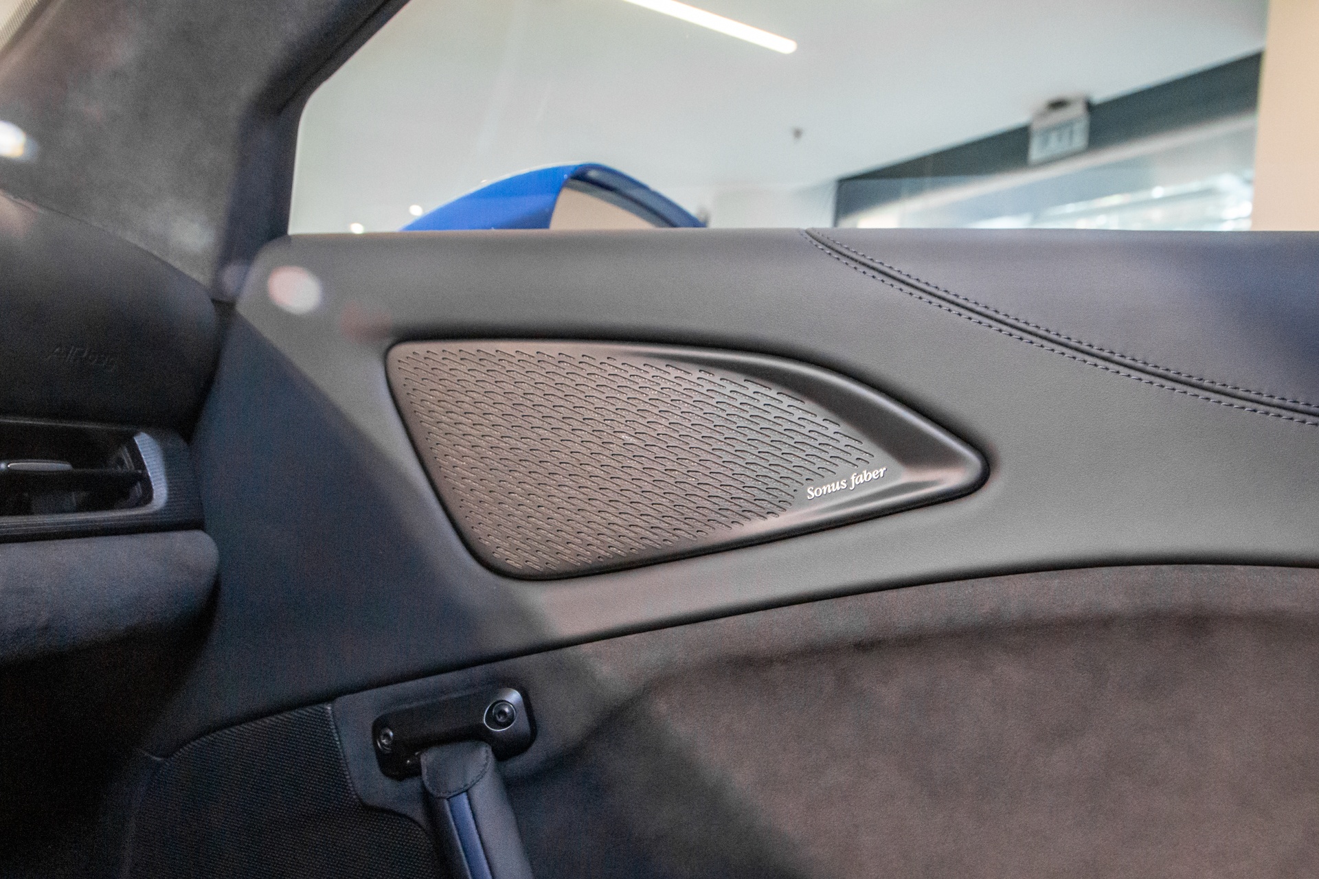 Maserati MC20 anh 15