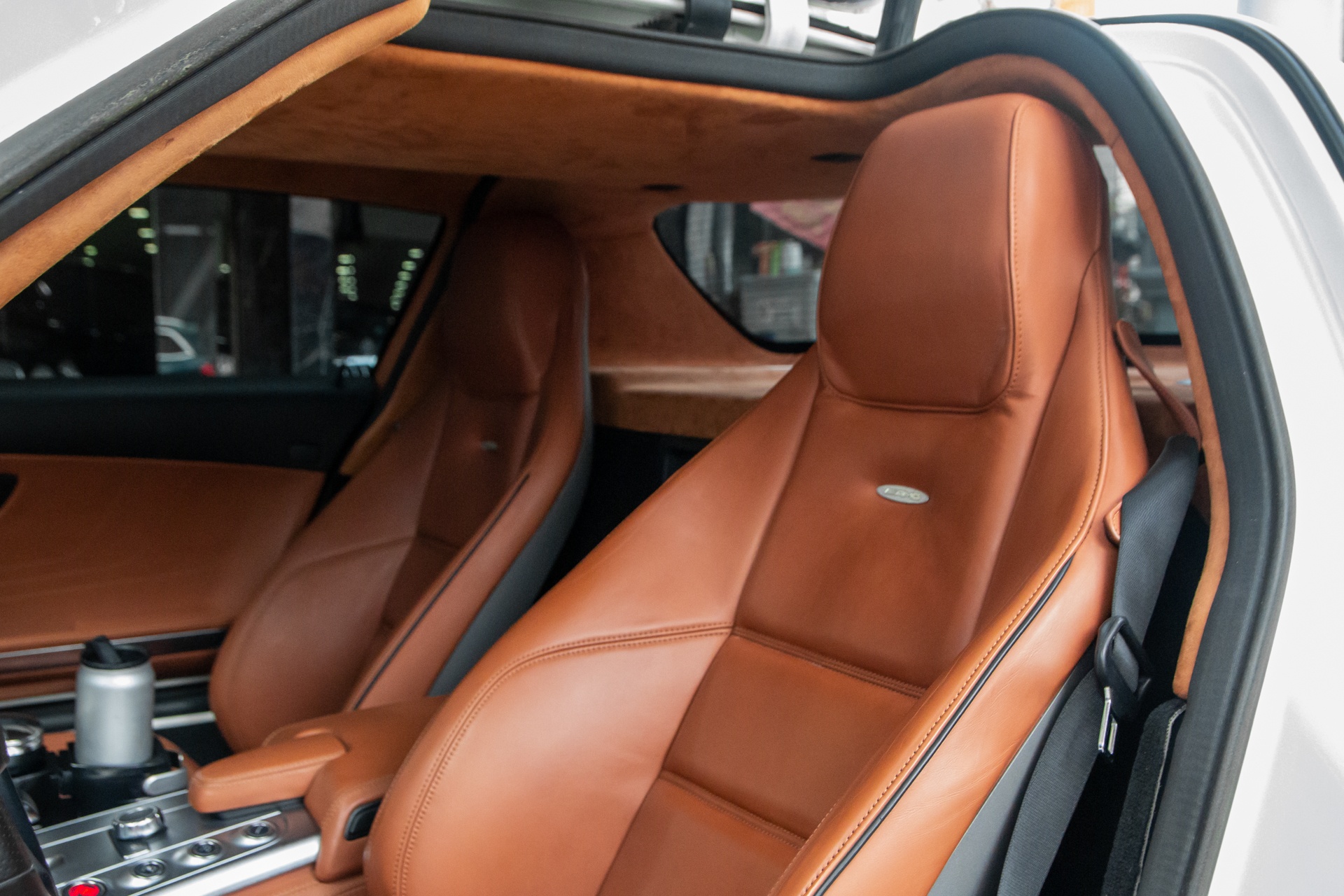 Mercedes-AMG SLS anh 9