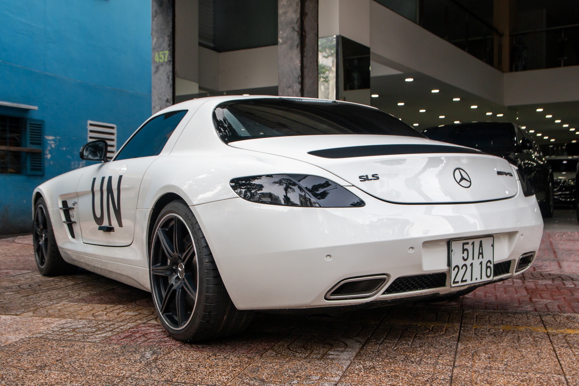 Mercedes-AMG SLS anh 10