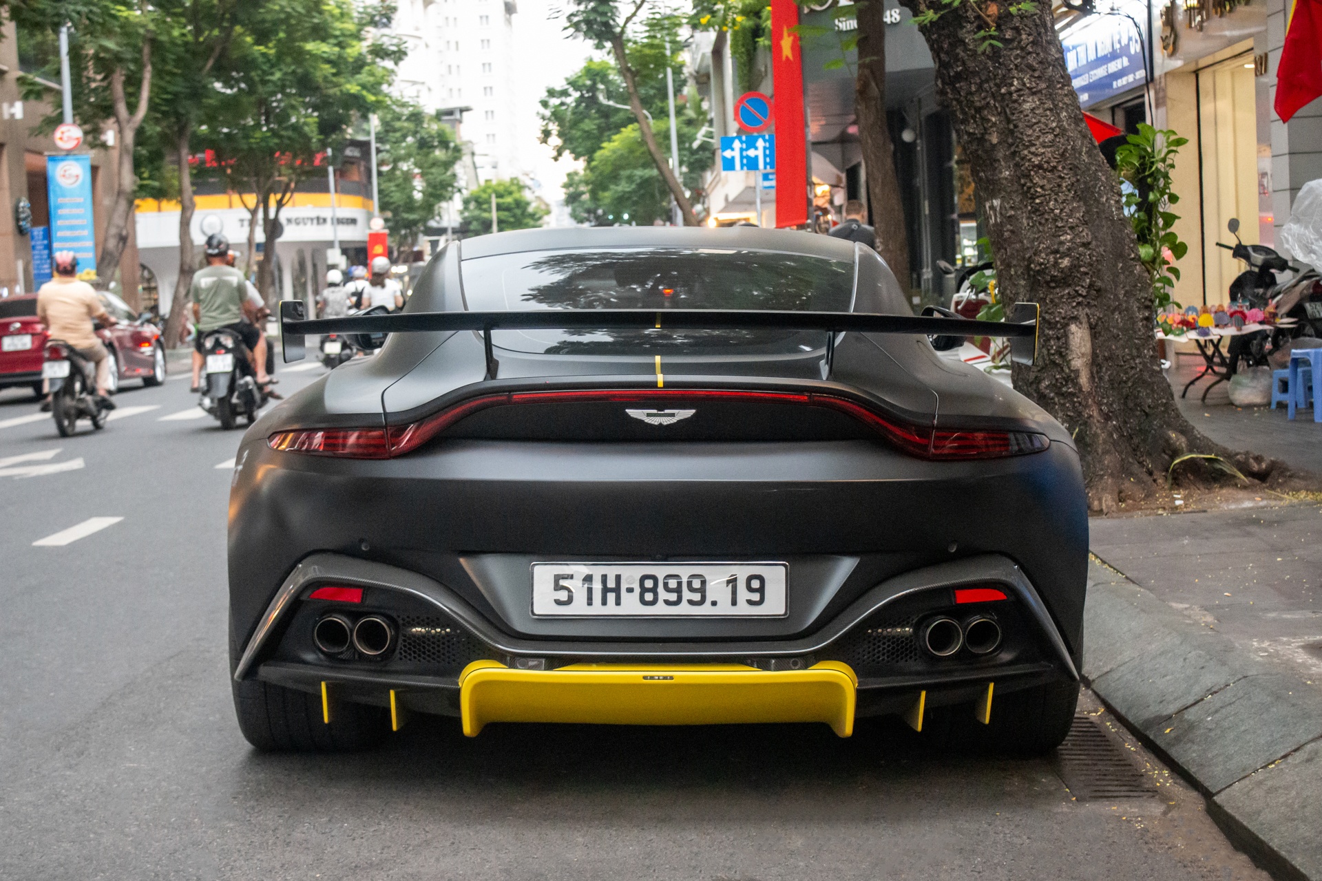 Aston Martin V8 Vantage ảnh 9 Aston Martin V8 Vantage anh 9
