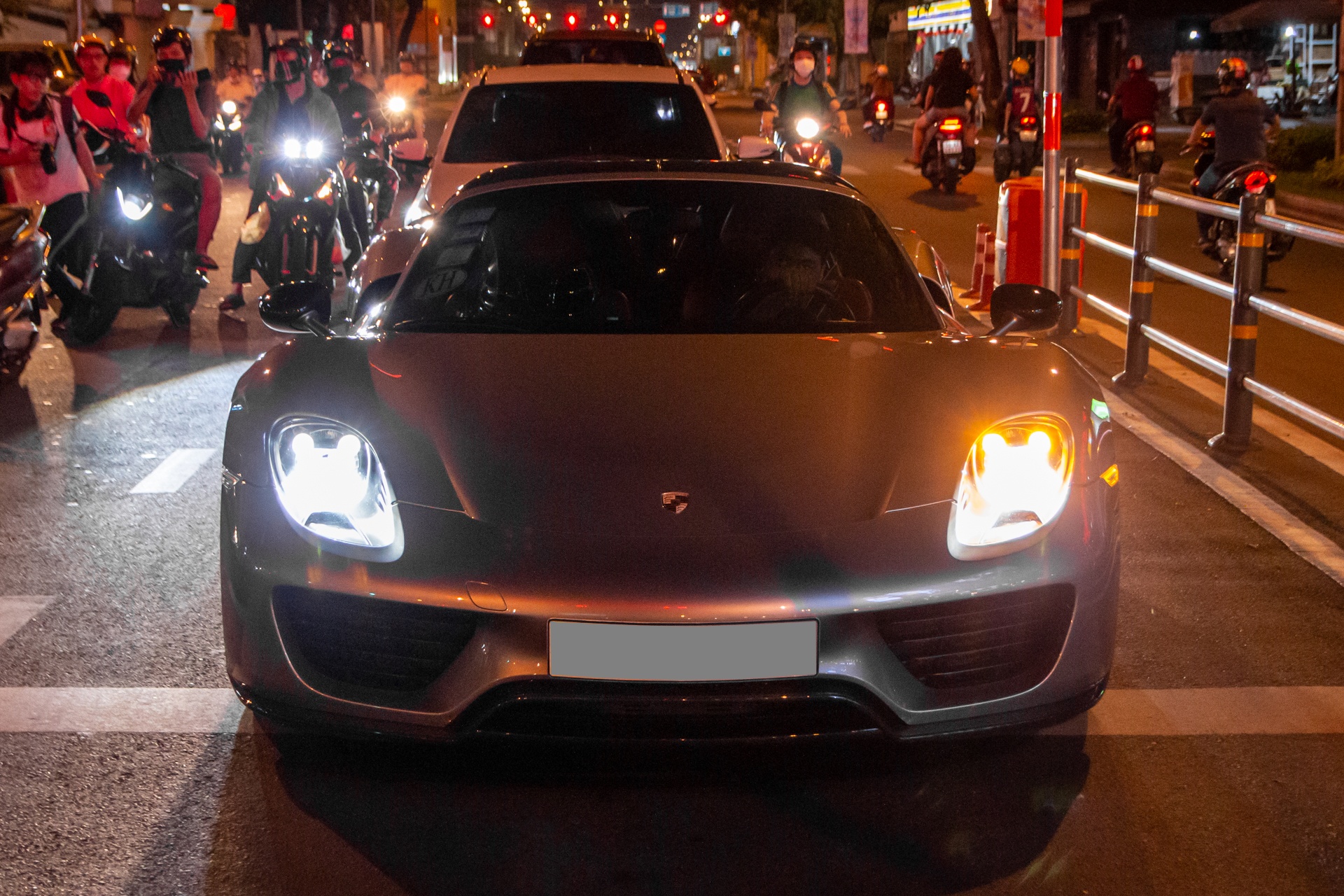 Porsche 918 Spyder ảnh 8 Porsche 918 Spyder anh 8