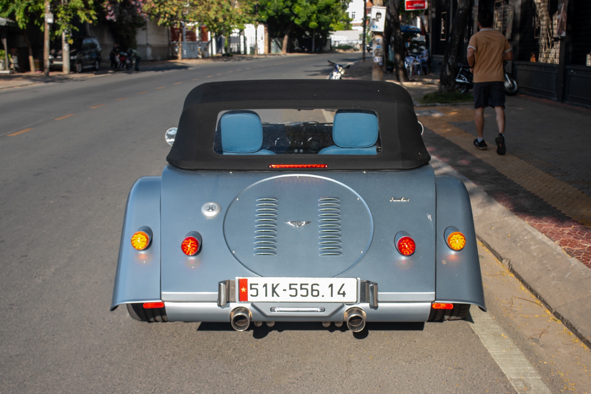 Morgan Plus Six anh 3