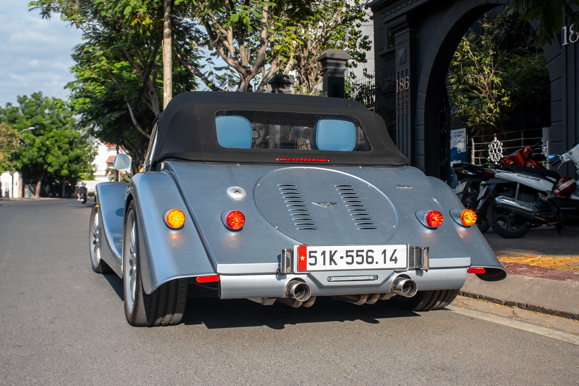 Morgan Plus Six anh 8