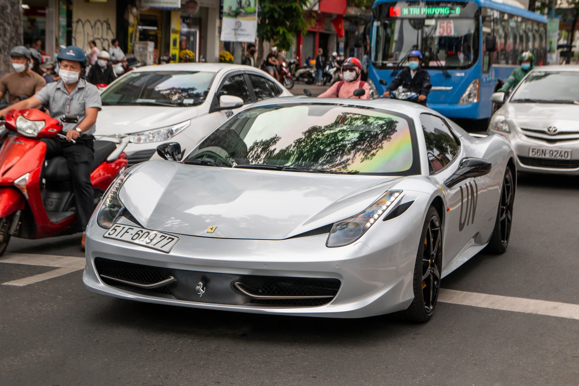 Ferrari 458 Spider anh 9